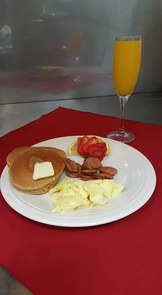 Food in Full Moon Inn