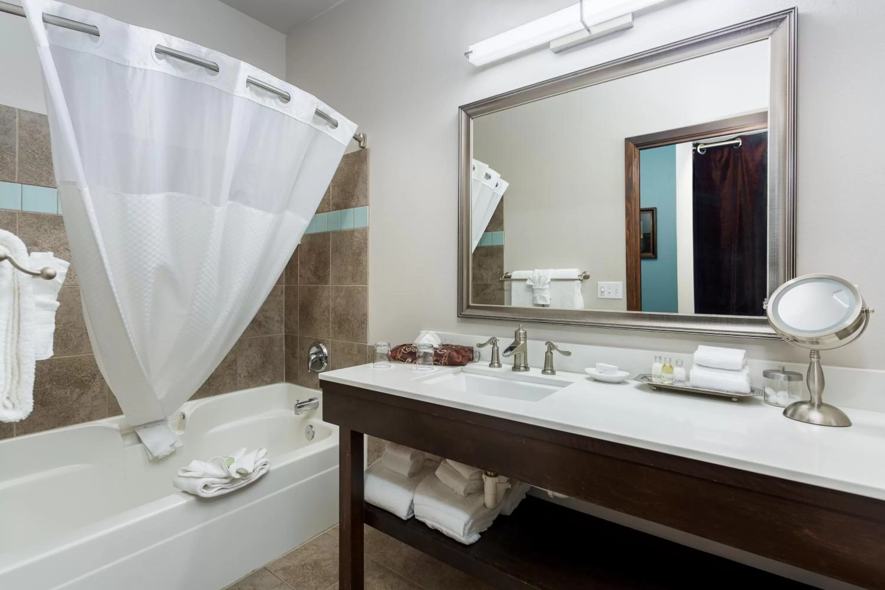 Bathroom in Inn at Nye Beach