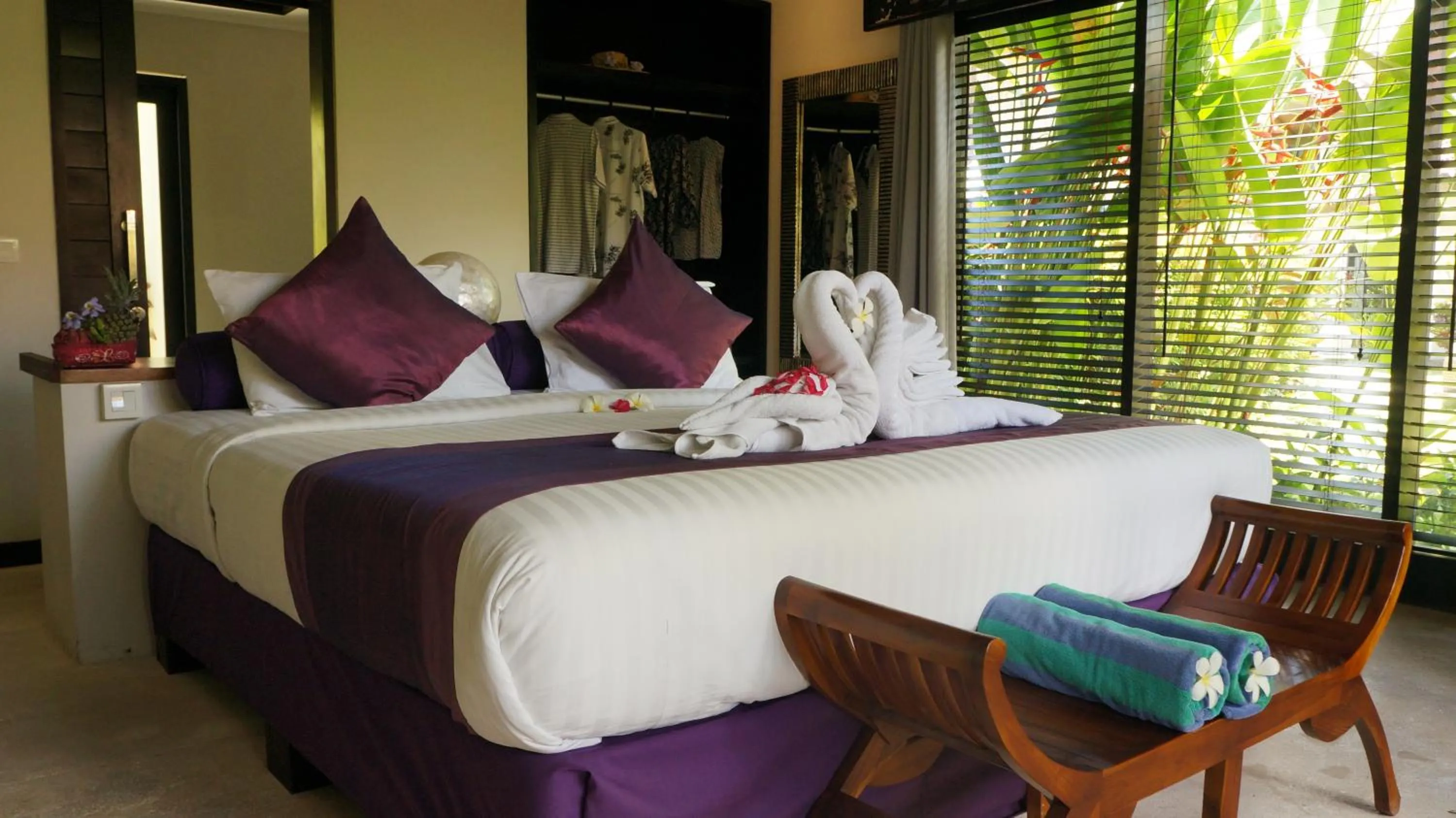 Property building, Bed in Katala Suites and Villas