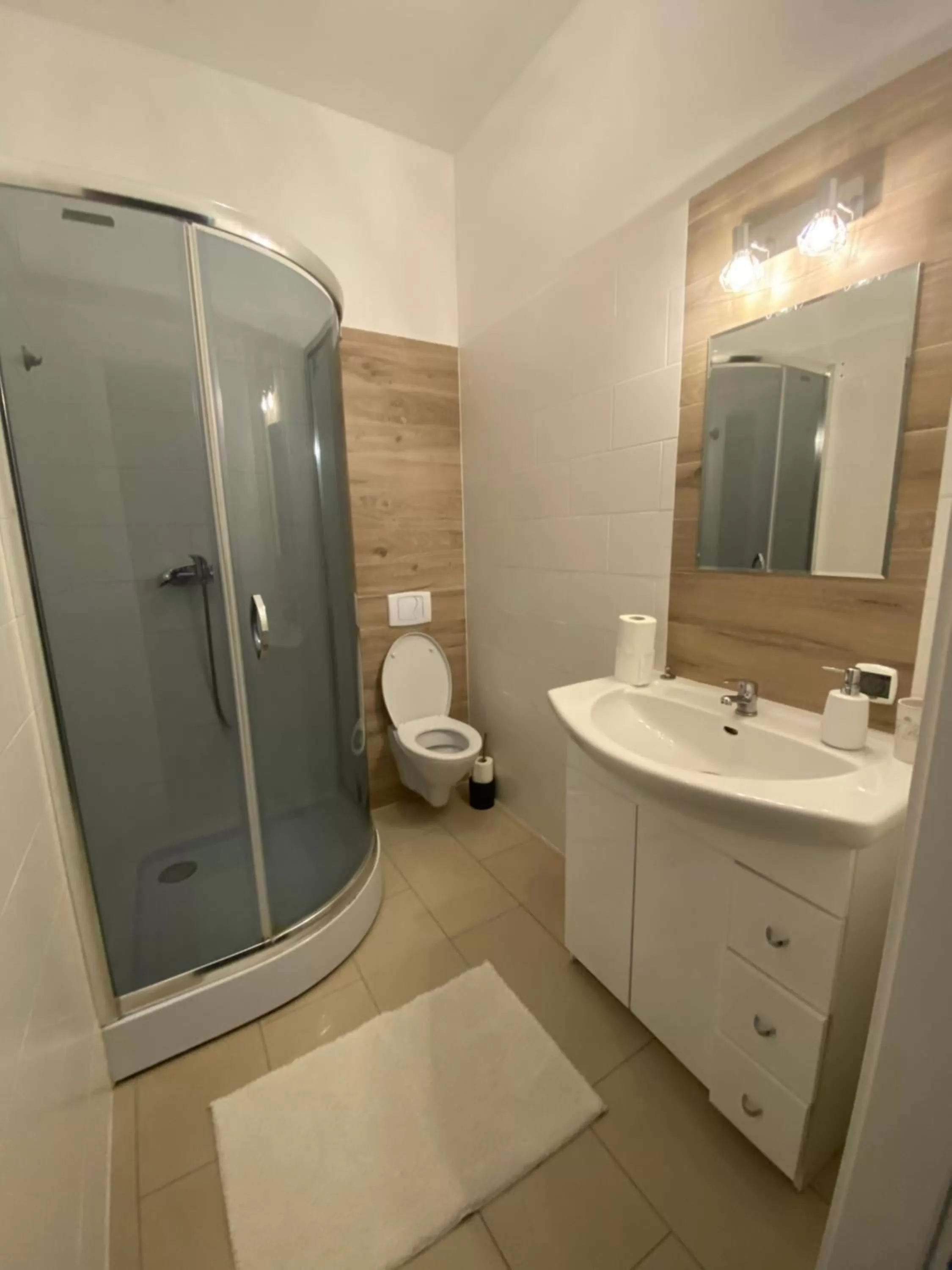 Bathroom in Apartamenty i pokoje „Pod Jedynką”