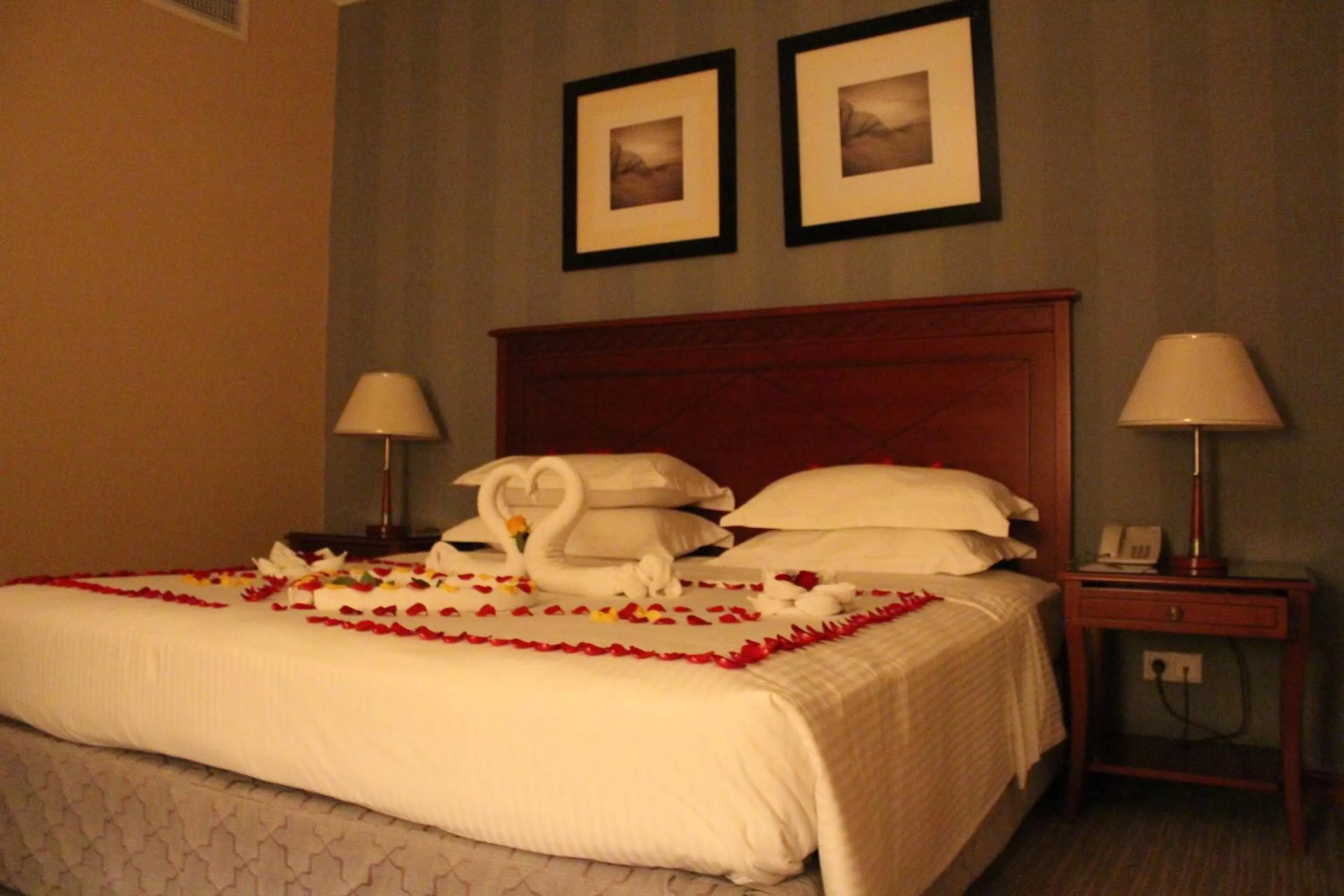 Bedroom, Bed in Executives Hotel - Olaya