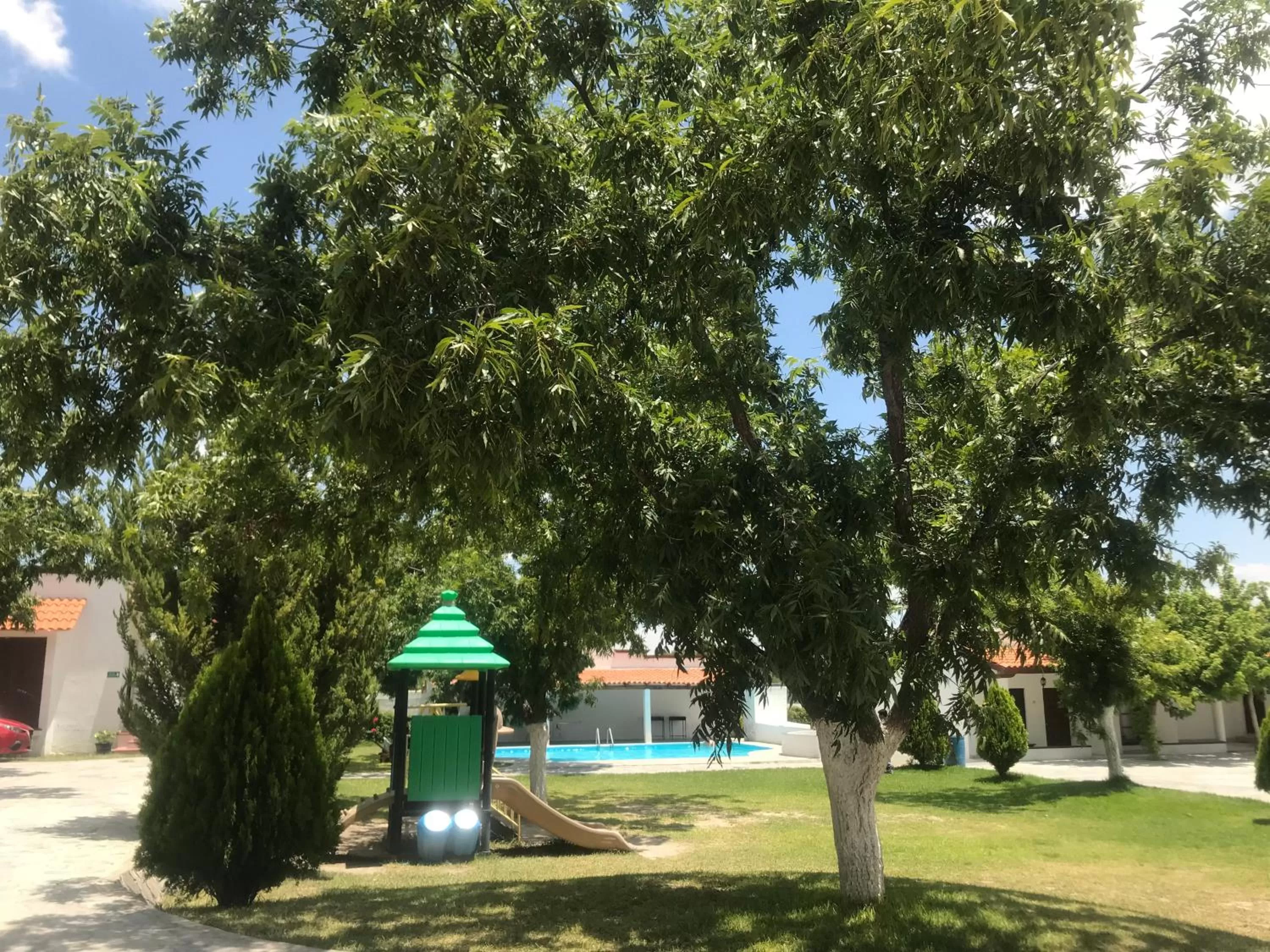 La Ilusión Hotel Campestre y Balneario