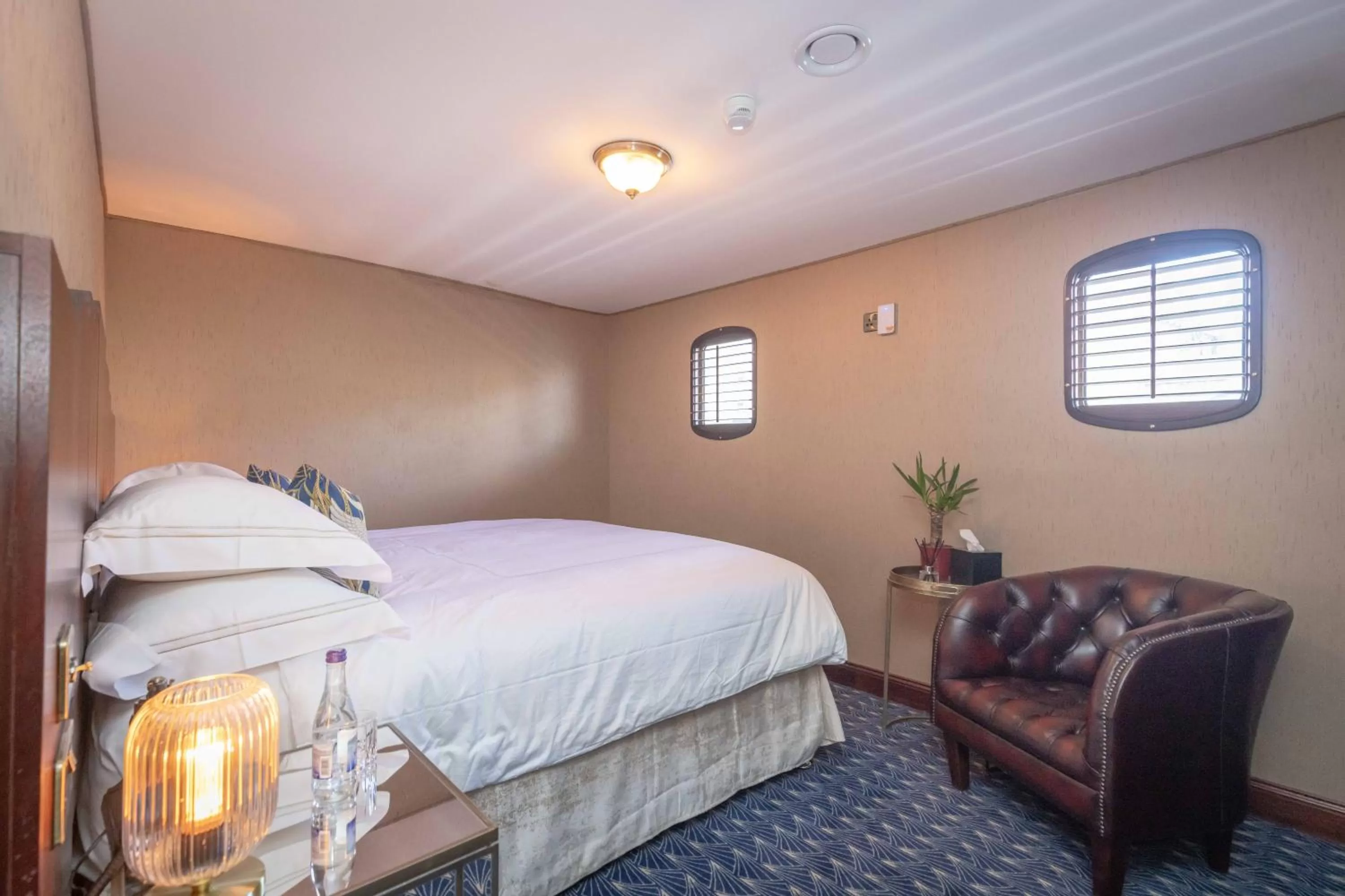 Bed in Ocean Mist Leith