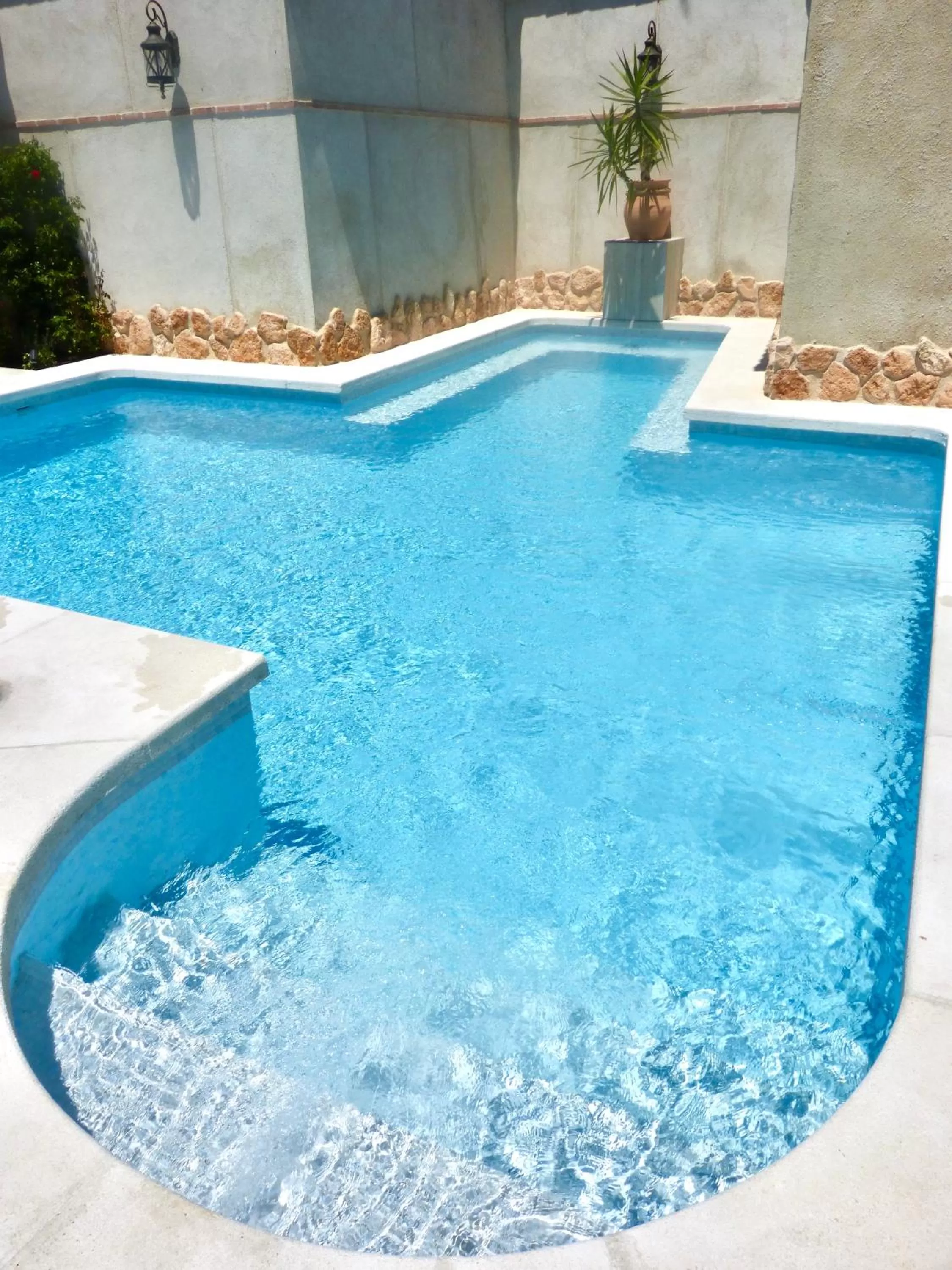 Patio, Swimming Pool in Hotel Rural Sisapo