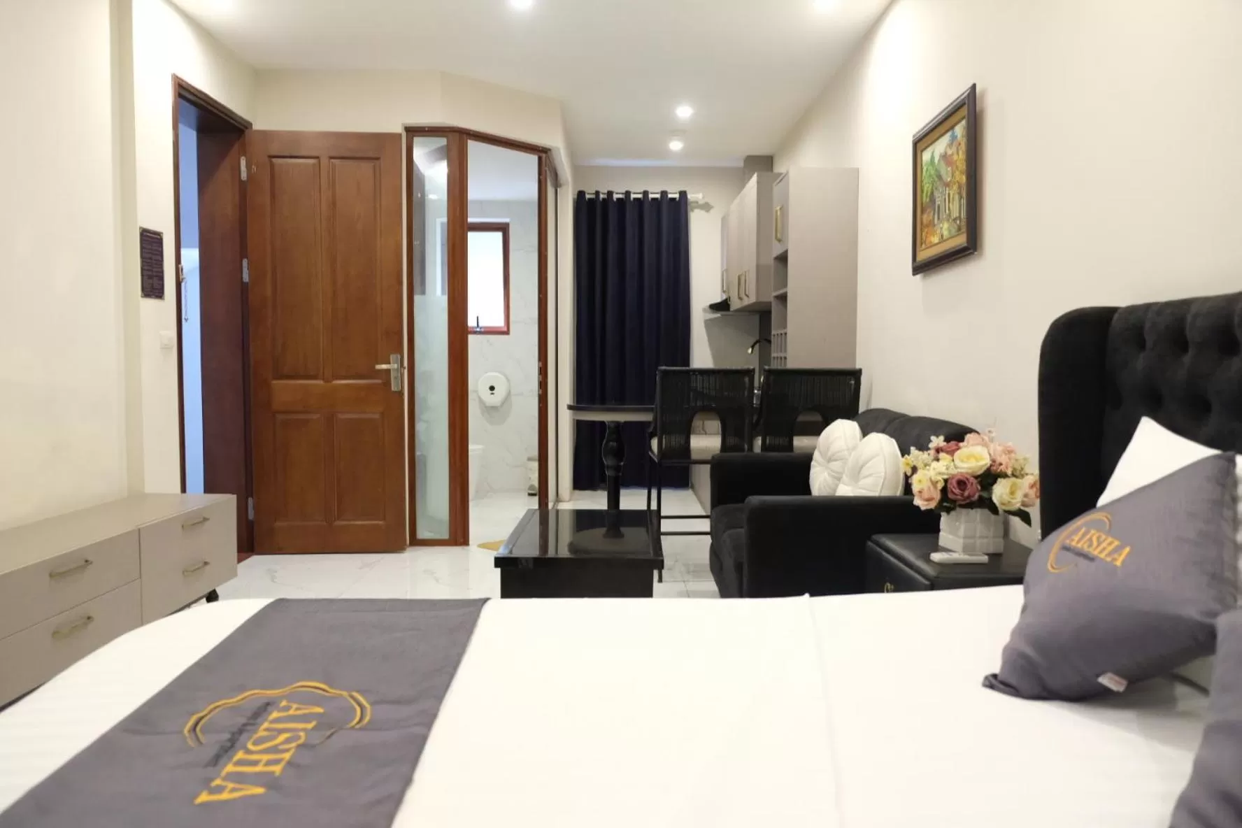 Bed in Aisha HOTELS and APARTMENTS