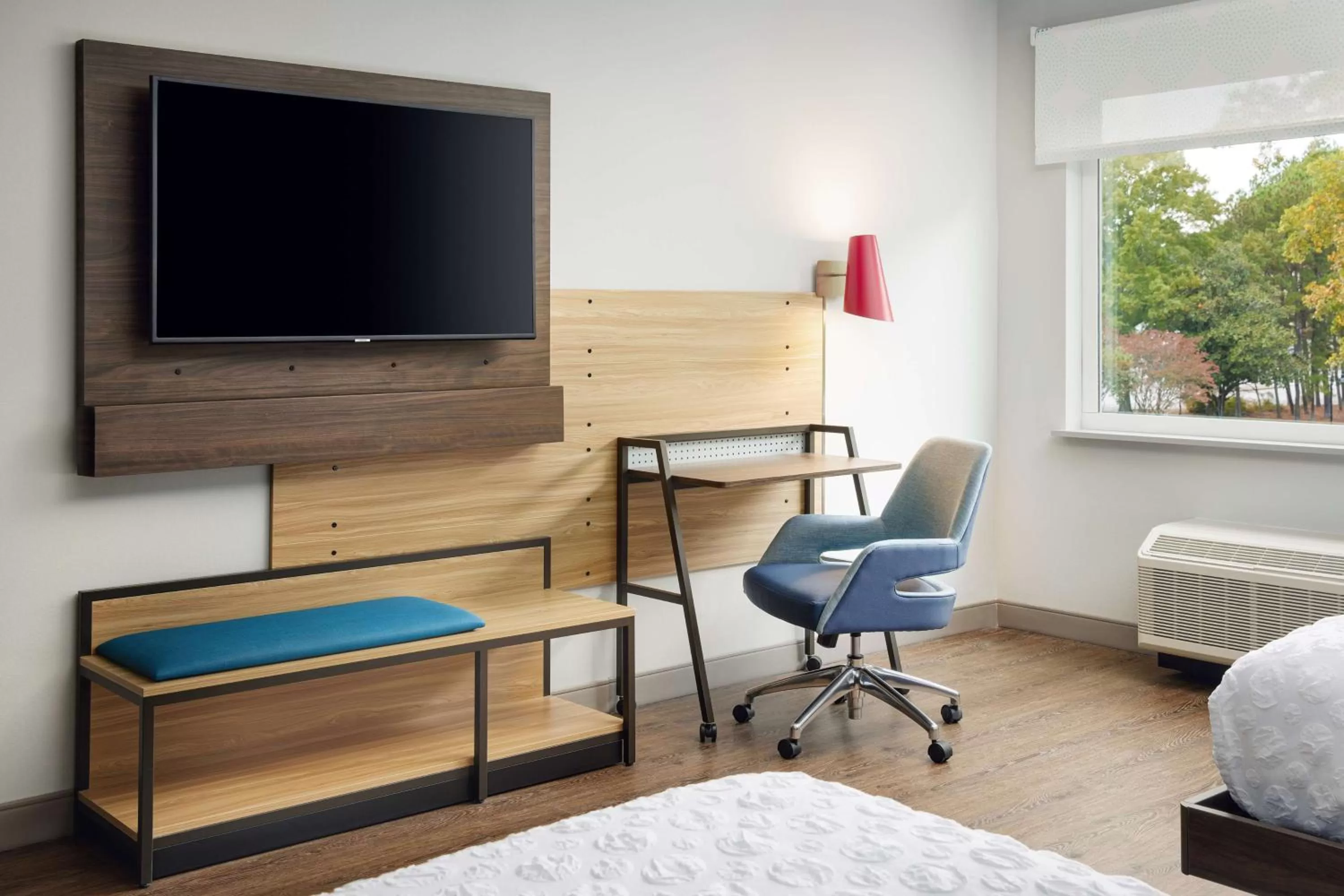 Bedroom in Tru By Hilton Atlanta Northlake Parkway, Ga