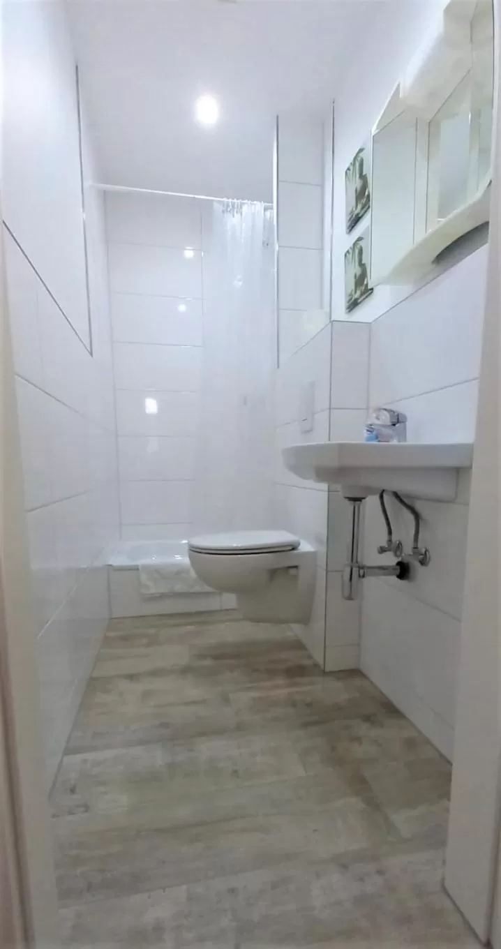 Bathroom in Steakhaus Galgenbach