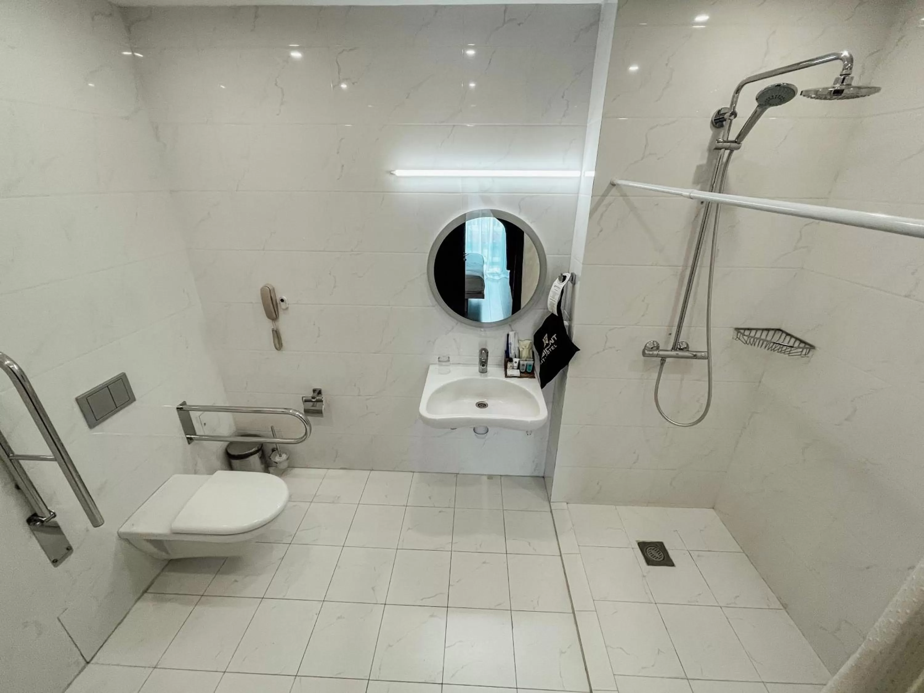 Bath in Resident City Hotel