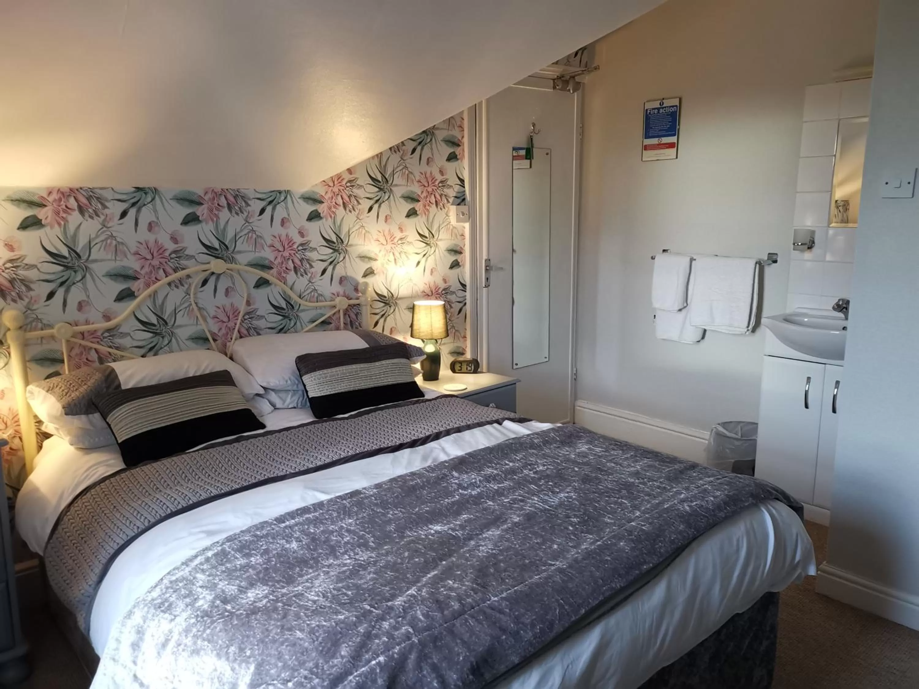 Bed in Brooklands Guest House