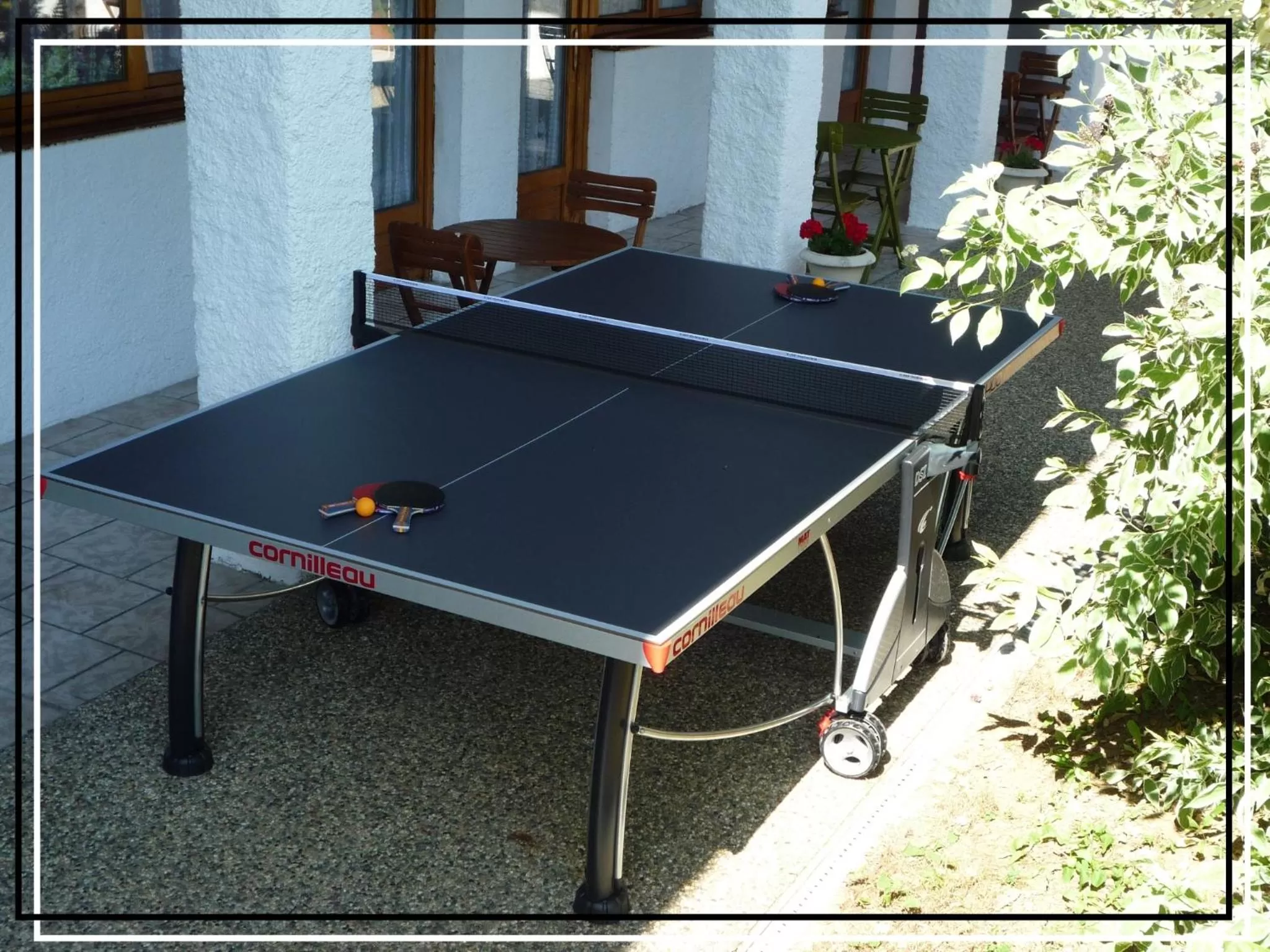 Table tennis in La Vieille Ferme