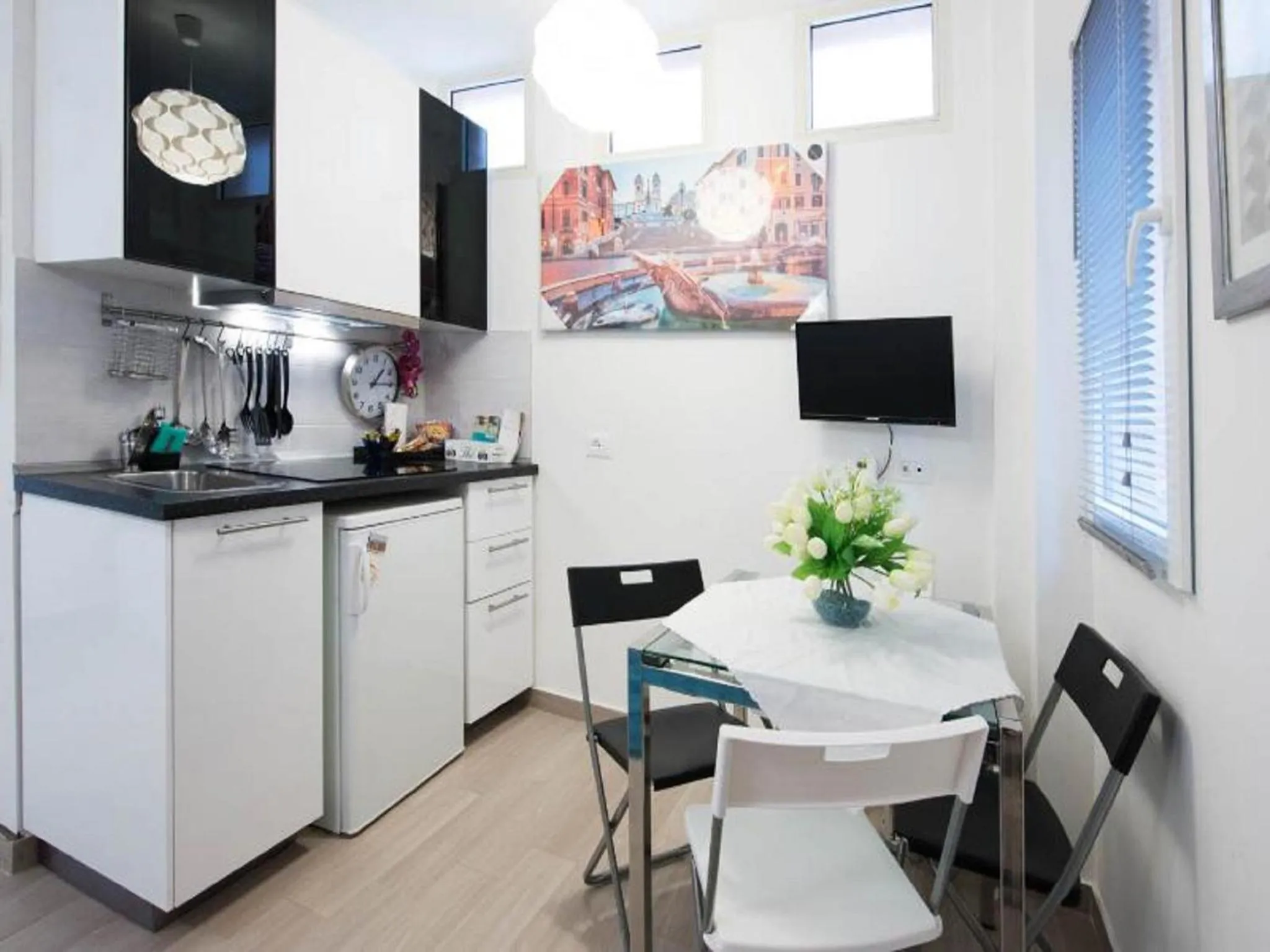 Kitchen or kitchenette in Condotti Apartment