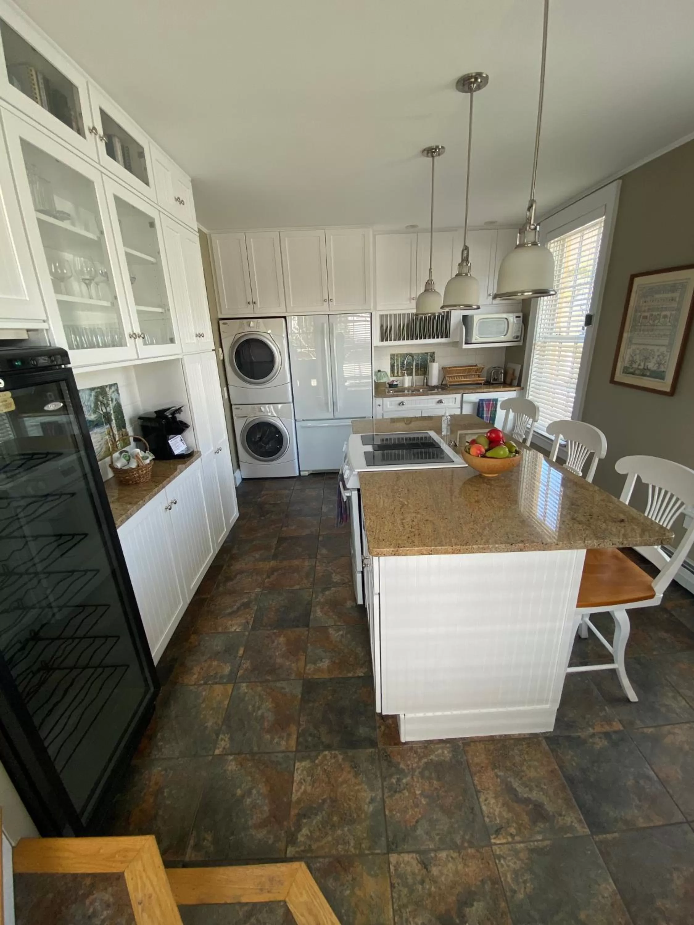 Kitchen or kitchenette, Kitchen/Kitchenette in Bristol Suites