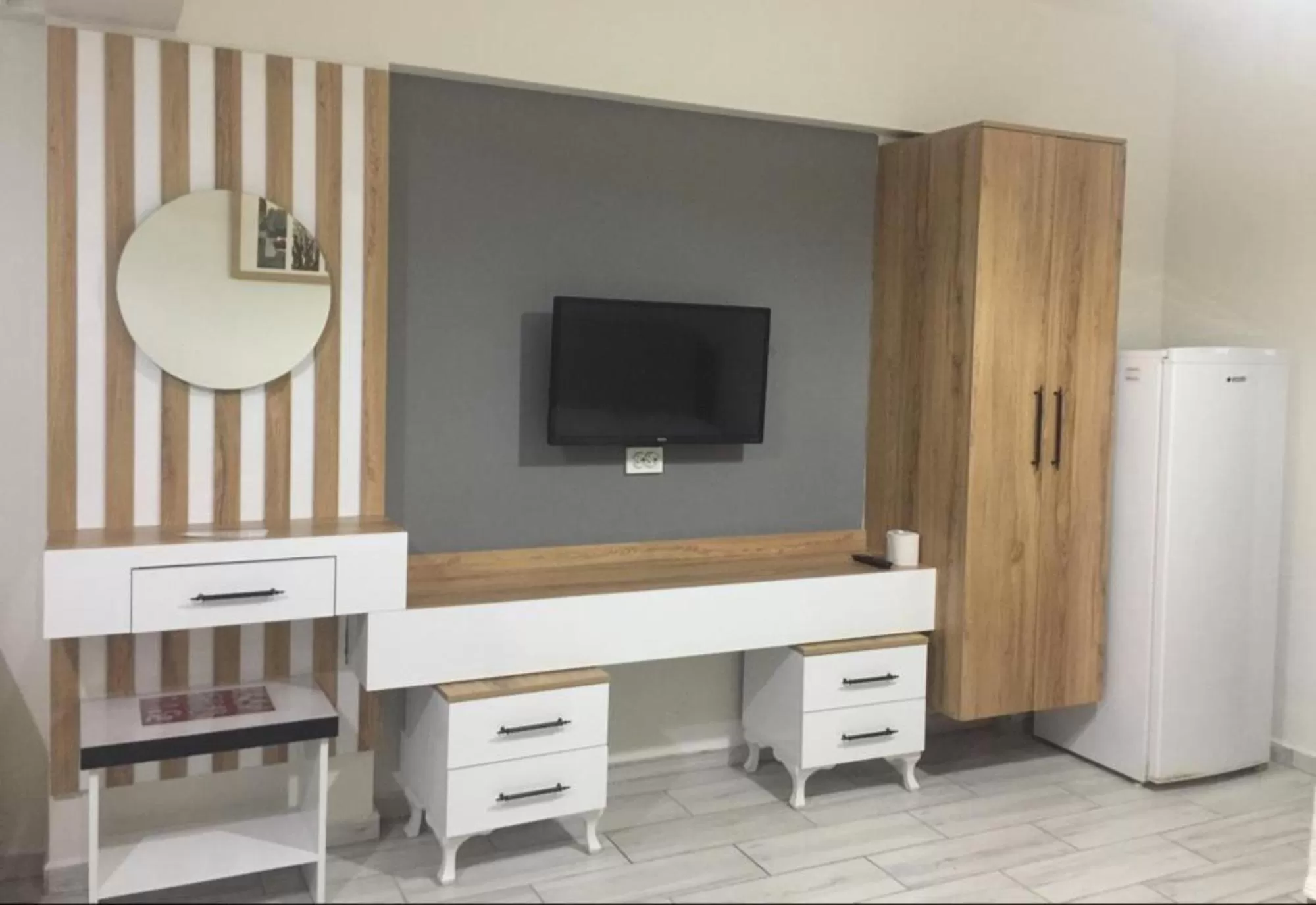 TV and multimedia, TV/Entertainment Center in GÜNEŞ APART OTEL