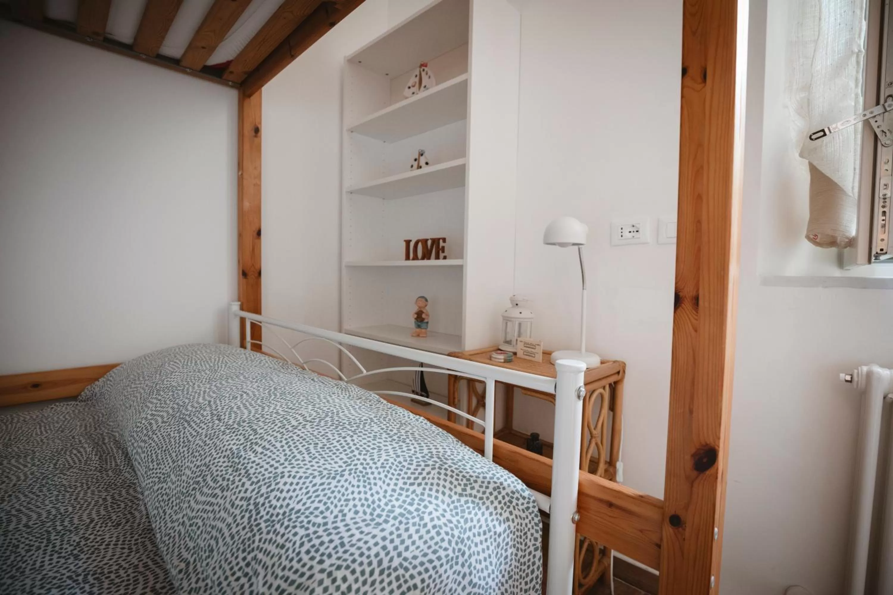 Bed in Villa Valentina Versilia