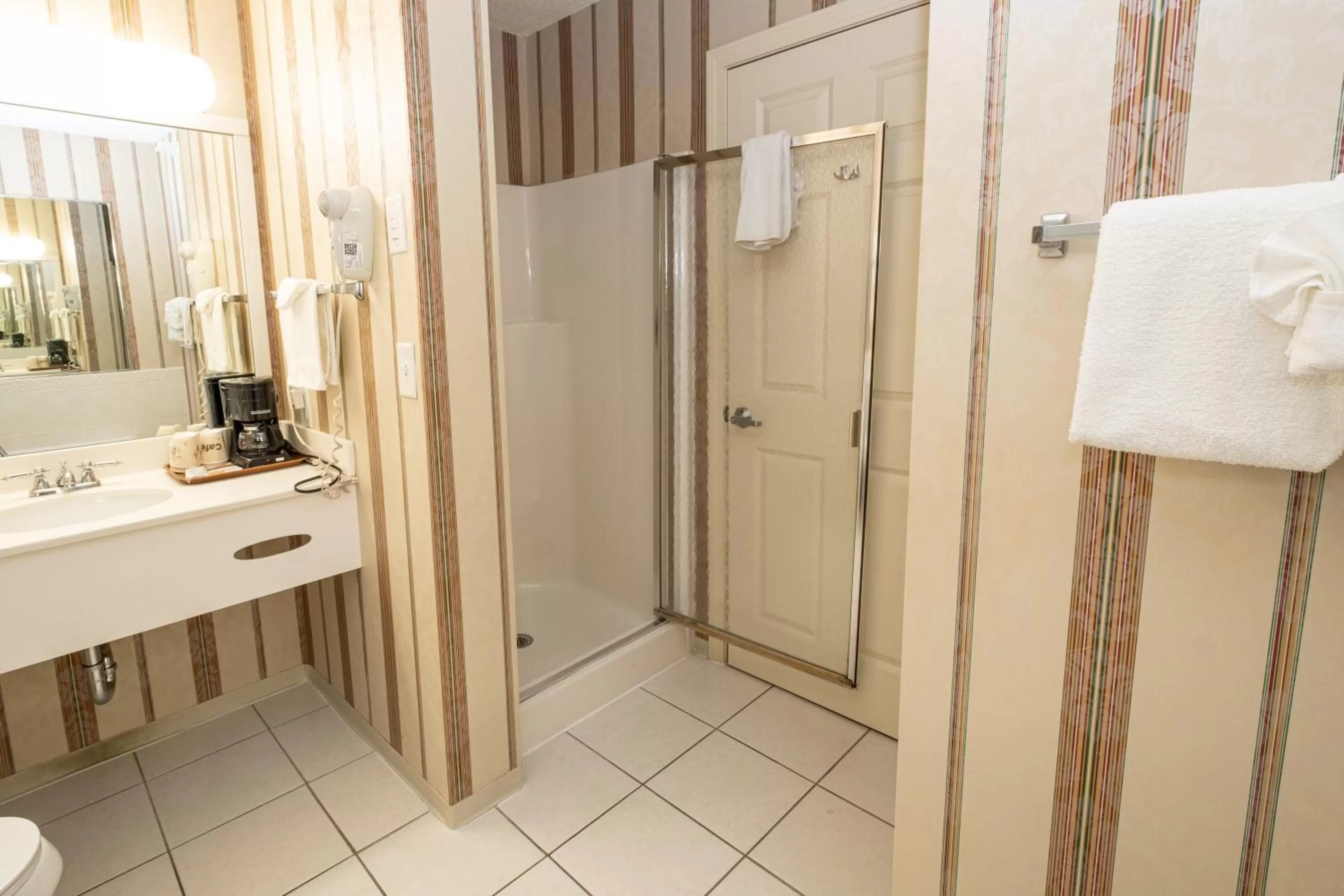 Bathroom in Hilltop Inn & Suites, near Foxwoods Casino