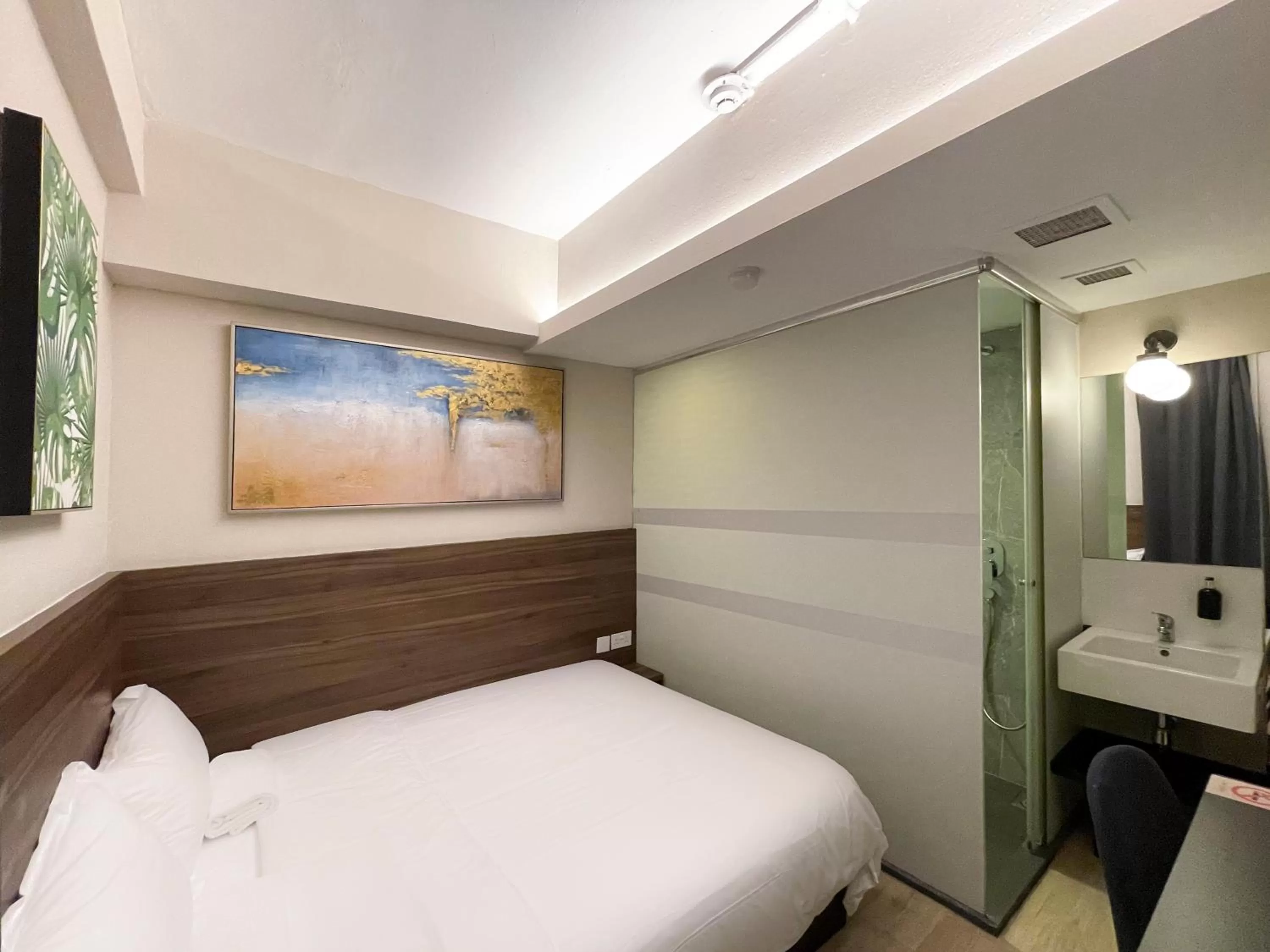 Bathroom, Bed in ST Signature Bugis Beach