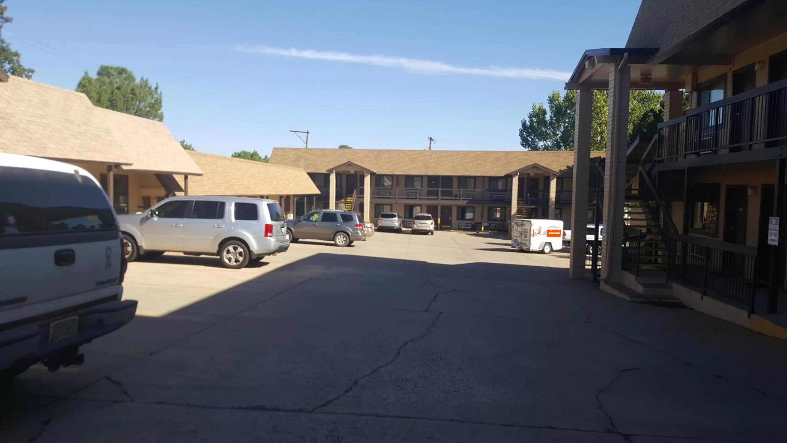 The KC Motel Show Low