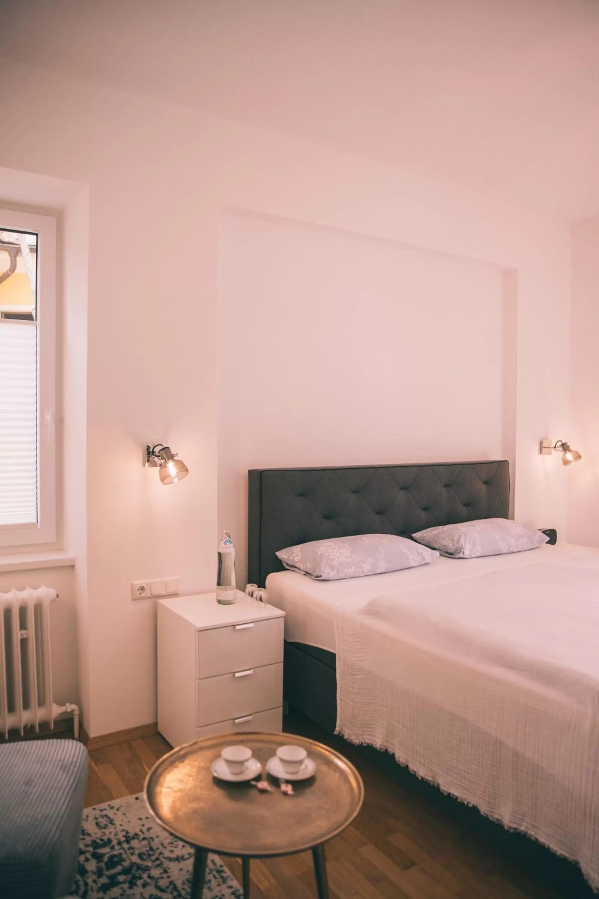 Photo of the whole room, Bed in Nefer, Haus