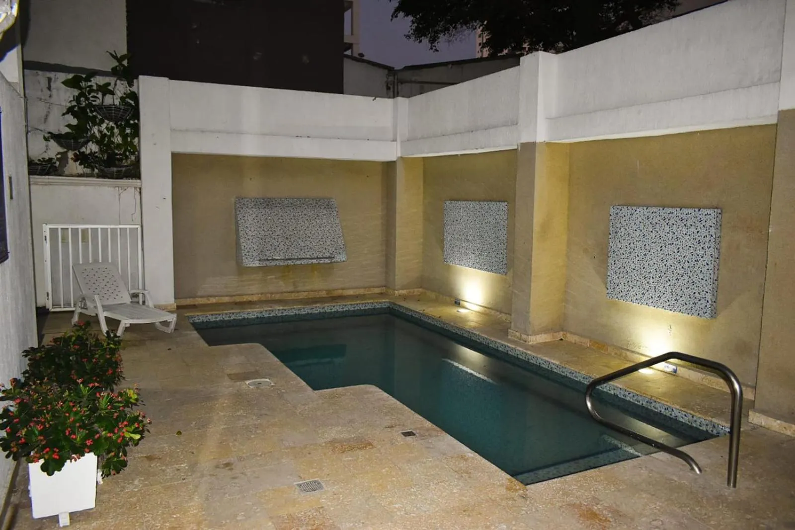 Swimming pool in Hotel Or Cartagena