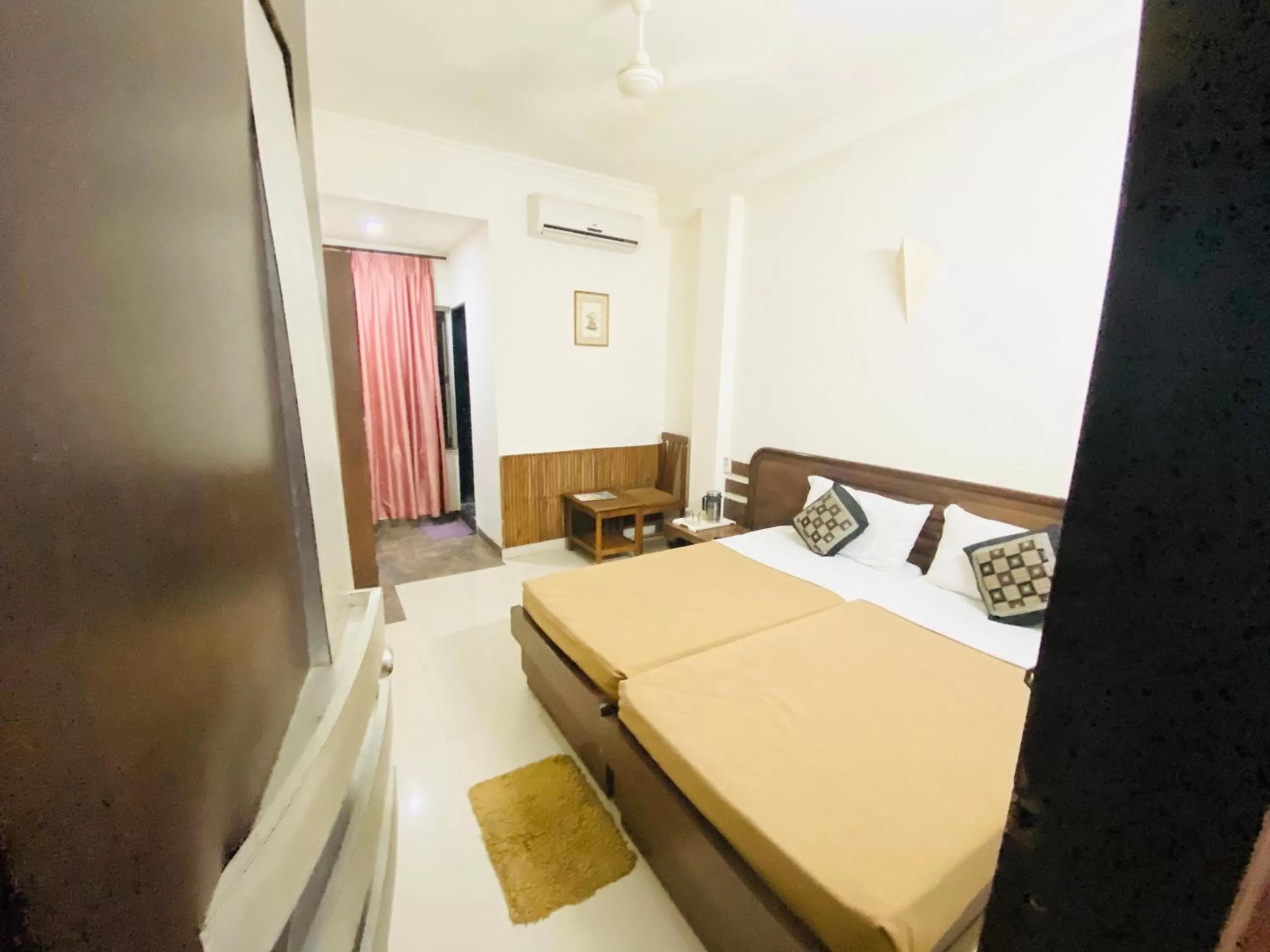 Photo of the whole room, Bed in Hotel The Galaxy