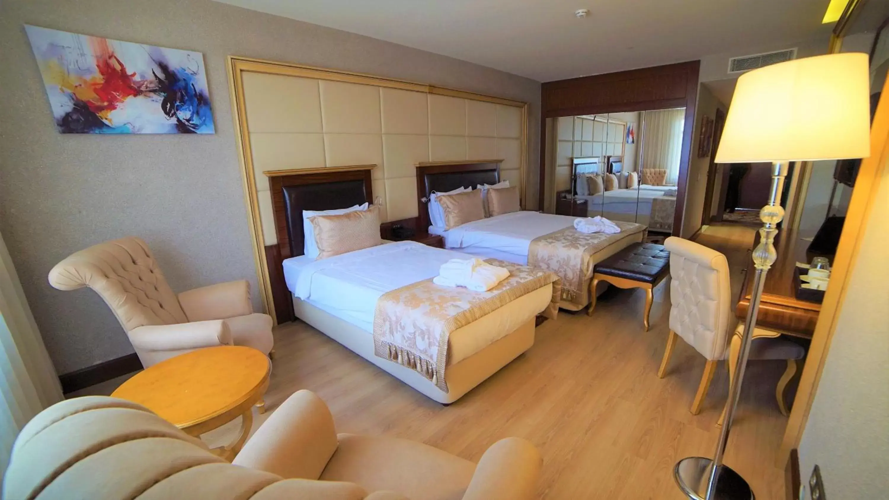 Deluxe Triple Room in Wyndham Batumi Deluxe Triple Room in Wyndham Batumi