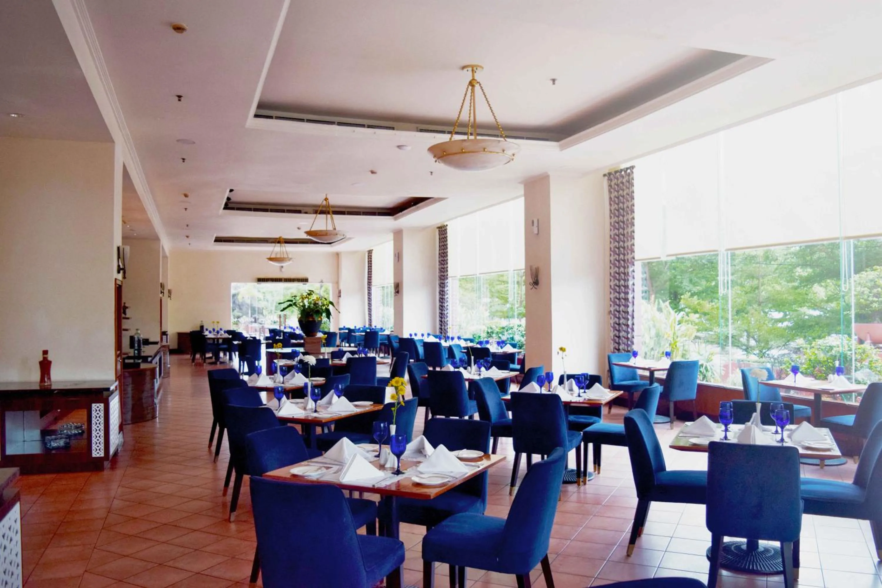 Restaurant/places to eat in Aryaduta Makassar