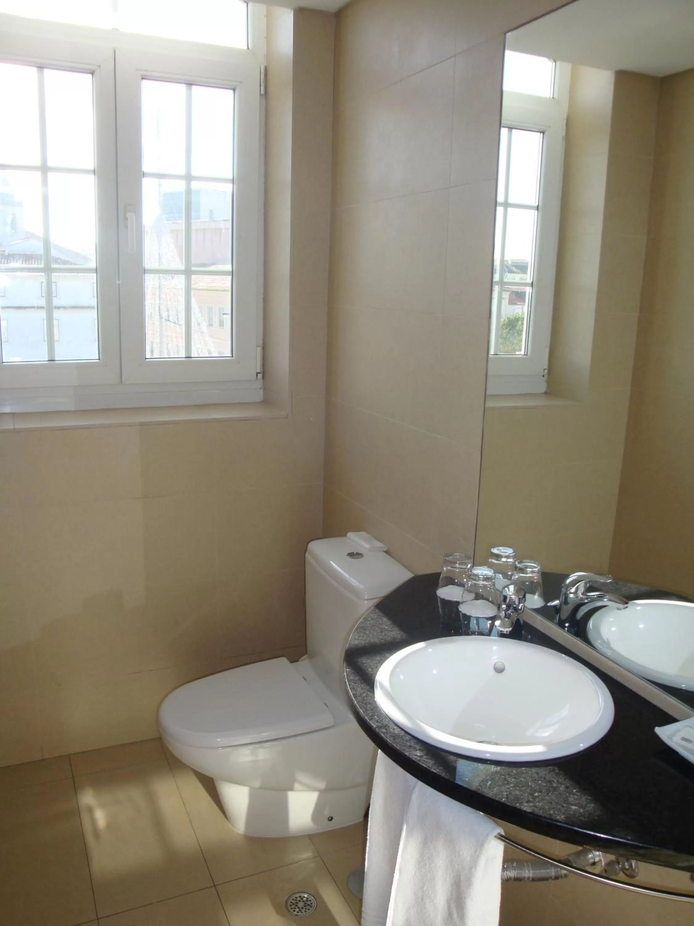 Bathroom in TURIM Aveiro Palace Hotel