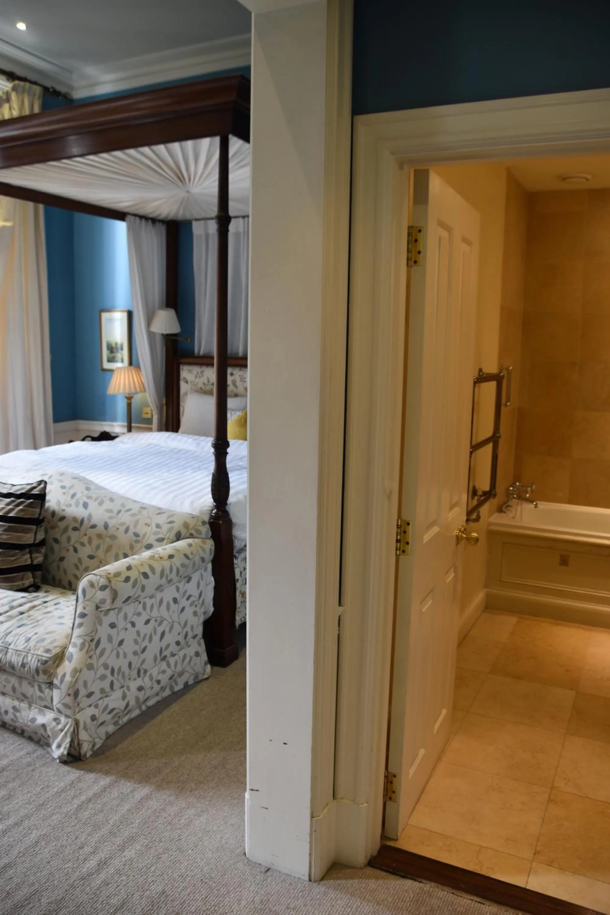 Bed in The Cranley Hotel