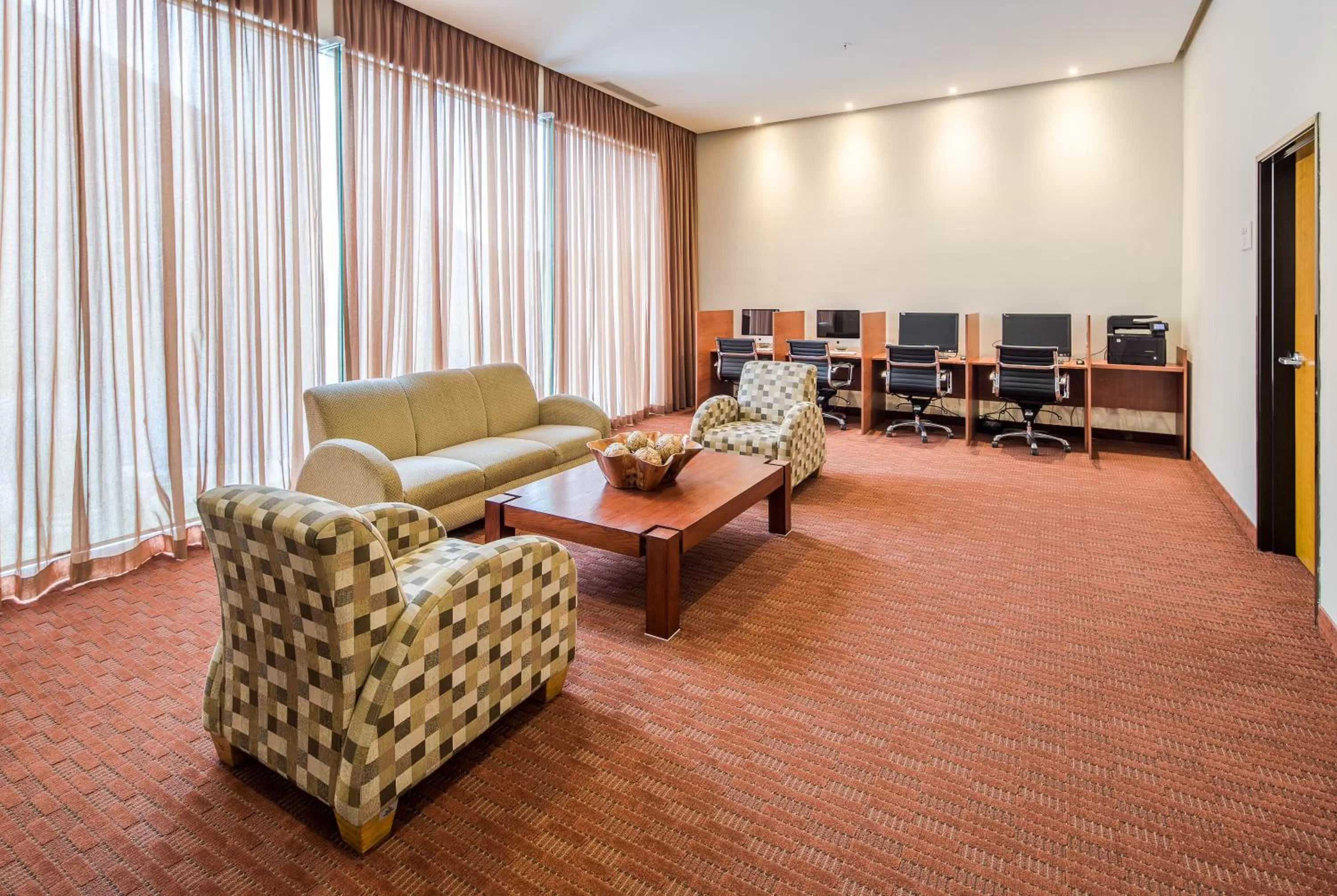 Business facilities in Crowne Plaza Monterrey Aeropuerto by IHG