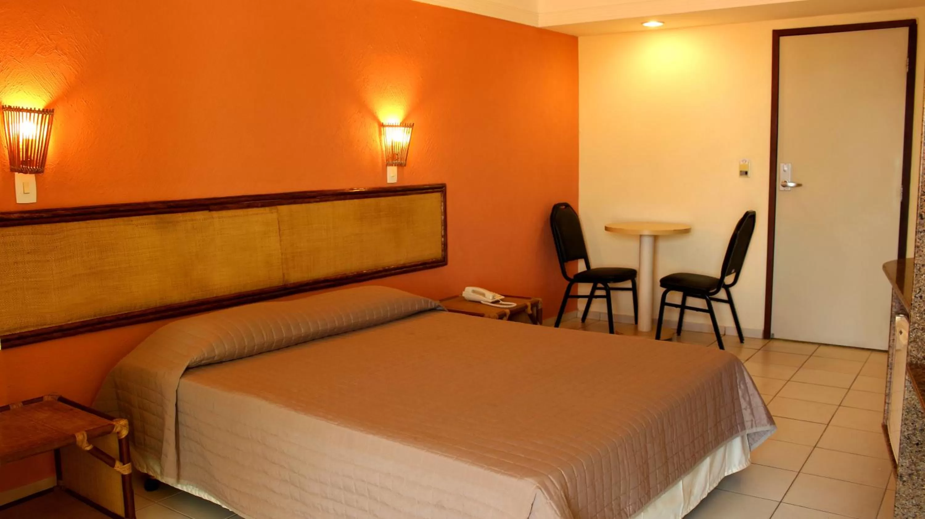 Photo of the whole room, Bed in Natal Praia Hotel