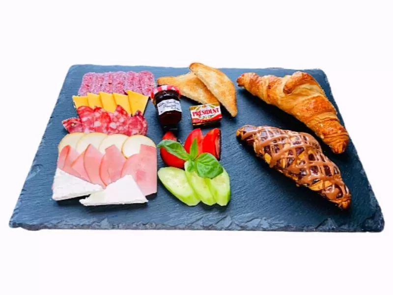 Breakfast in The Wind Mills Hydropark