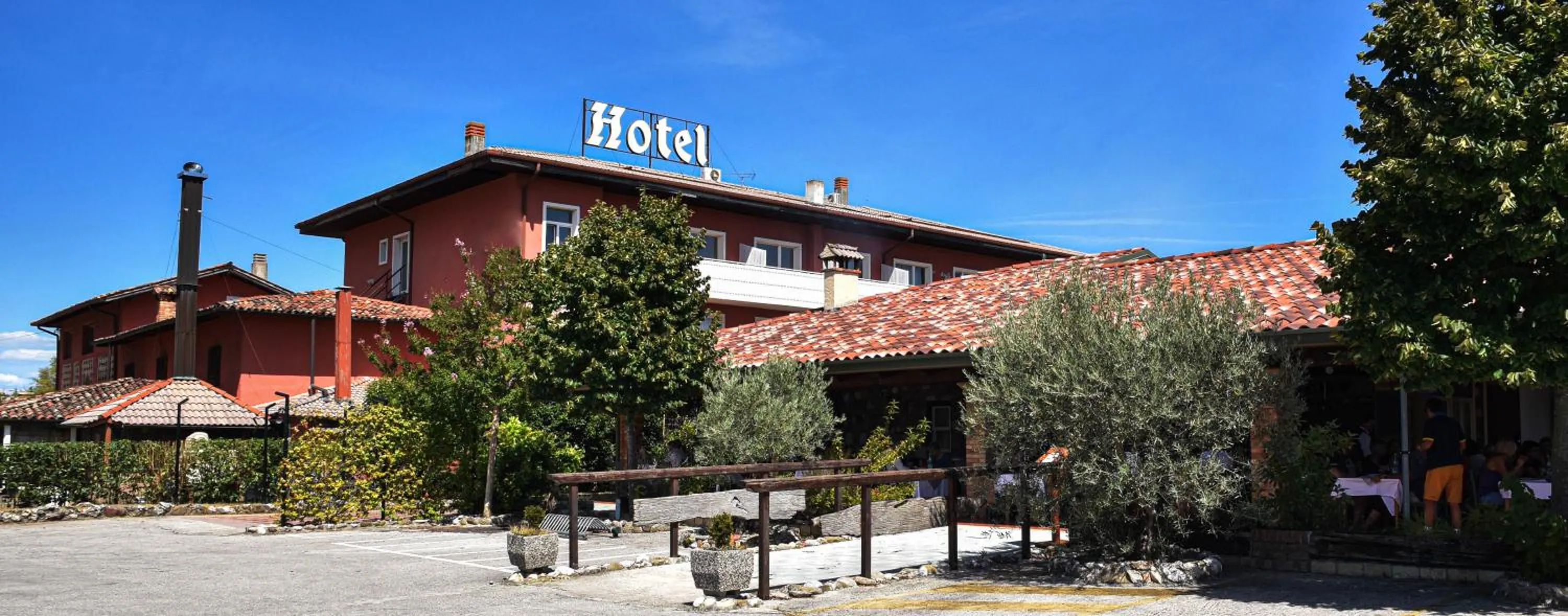 Property building in Hotel Villa Strassoldo "Ex Attianese Hotel Restaurant"