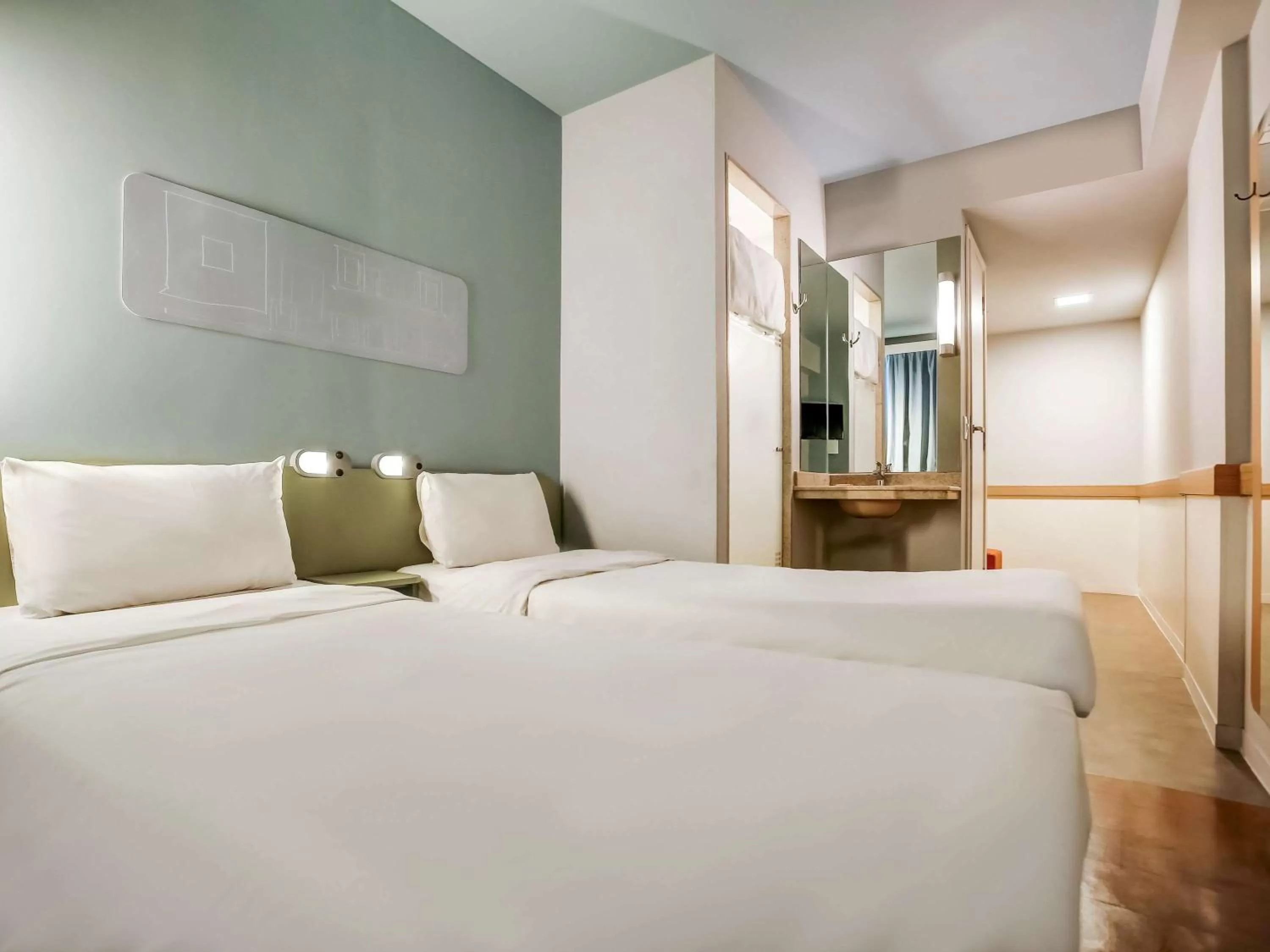 Twin Room - single occupancy in ibis budget RJ Copacabana