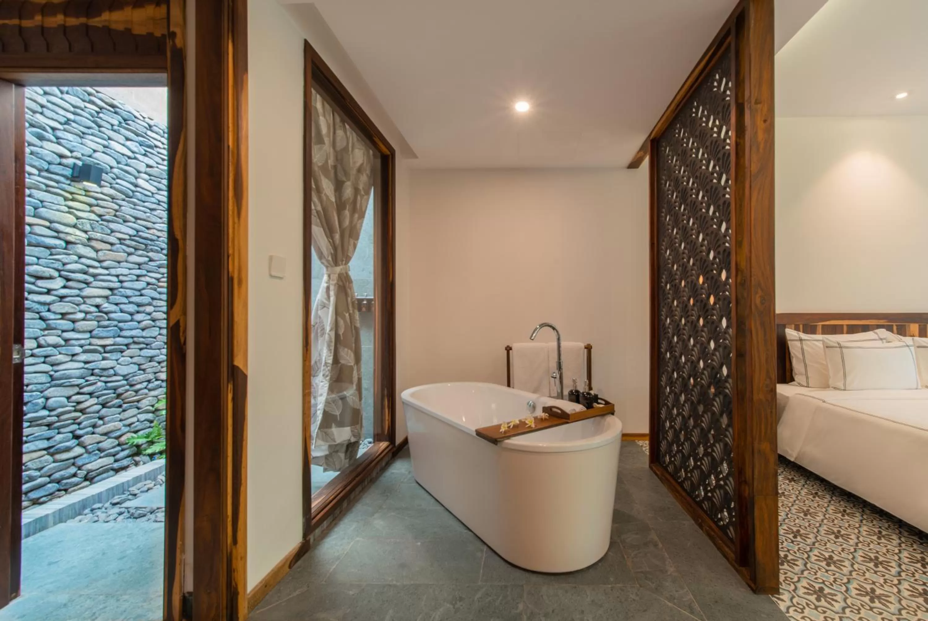 Toilet, Bed in Alibu Resort Nha Trang