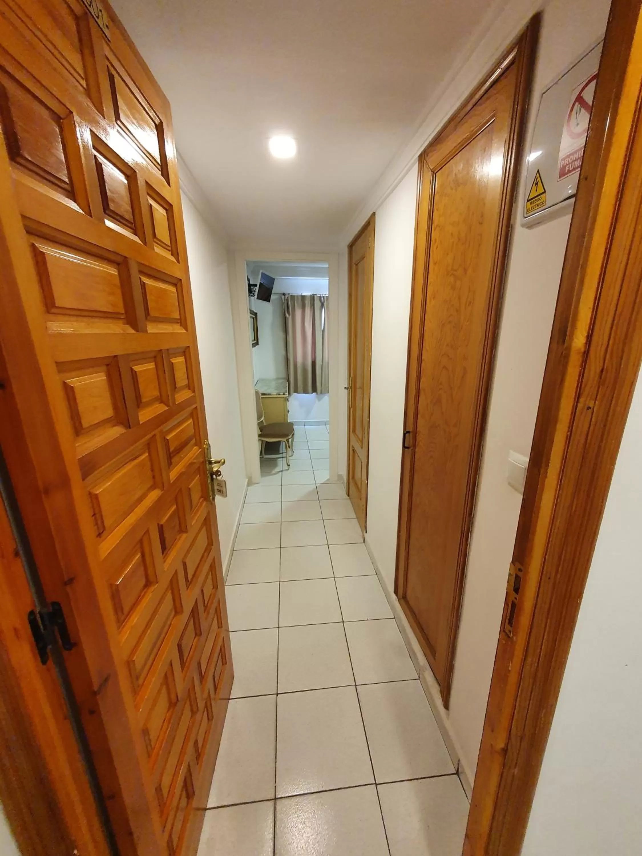 Photo of the whole room in Hotel Marítimo Urban