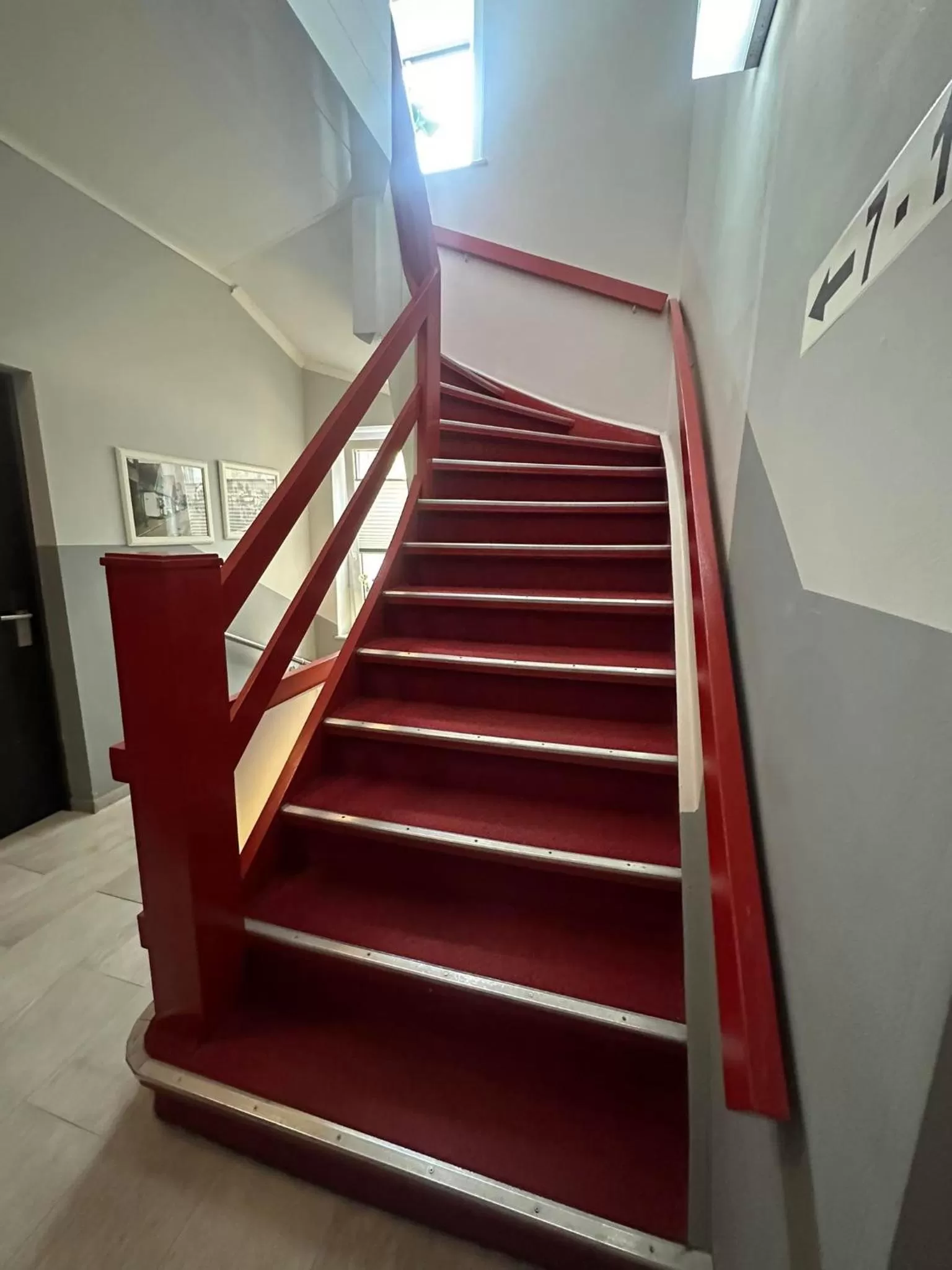 Property building in Hotel Deutscher Hof