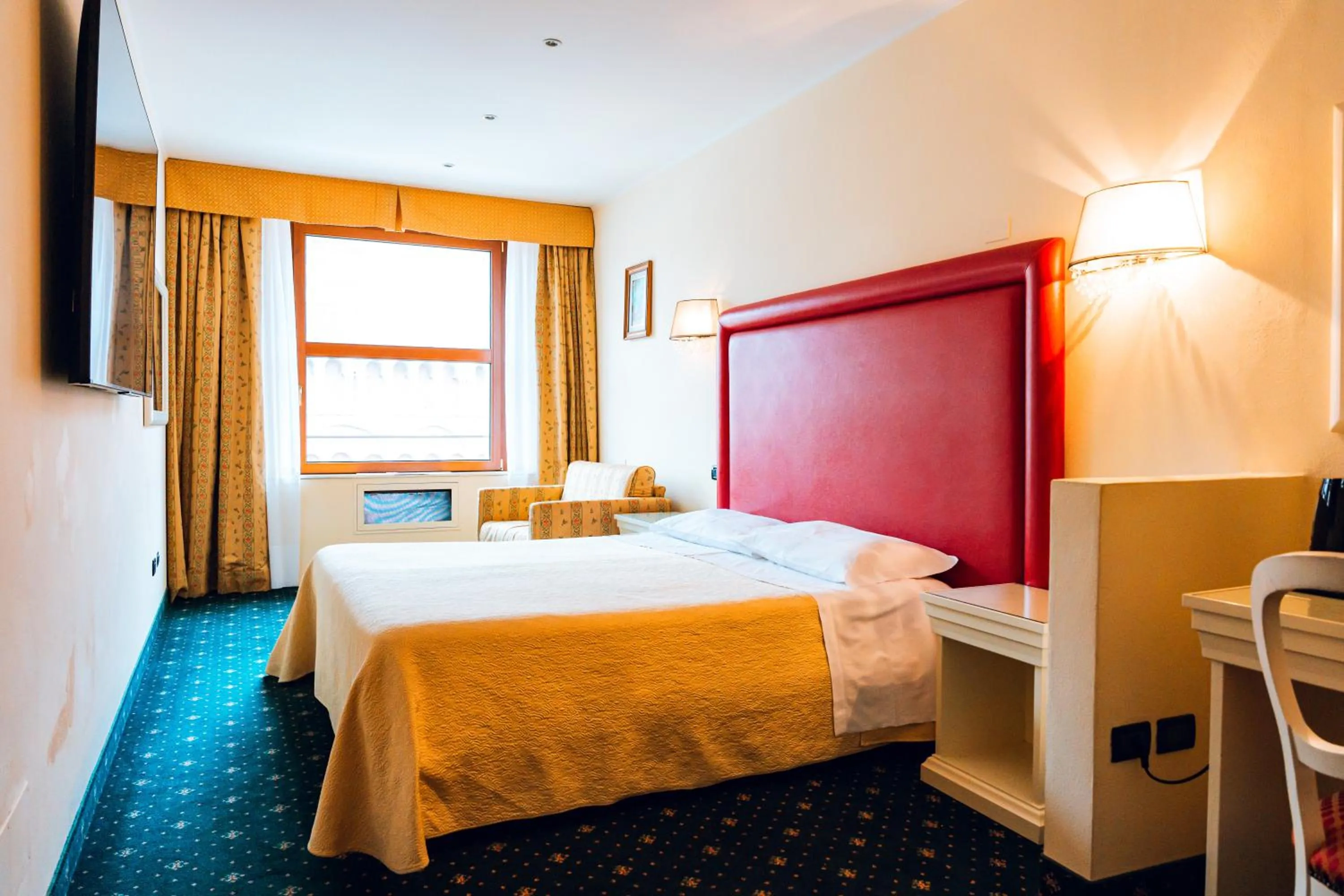 Bed in Panoramic Rooms Torre della Vittoria