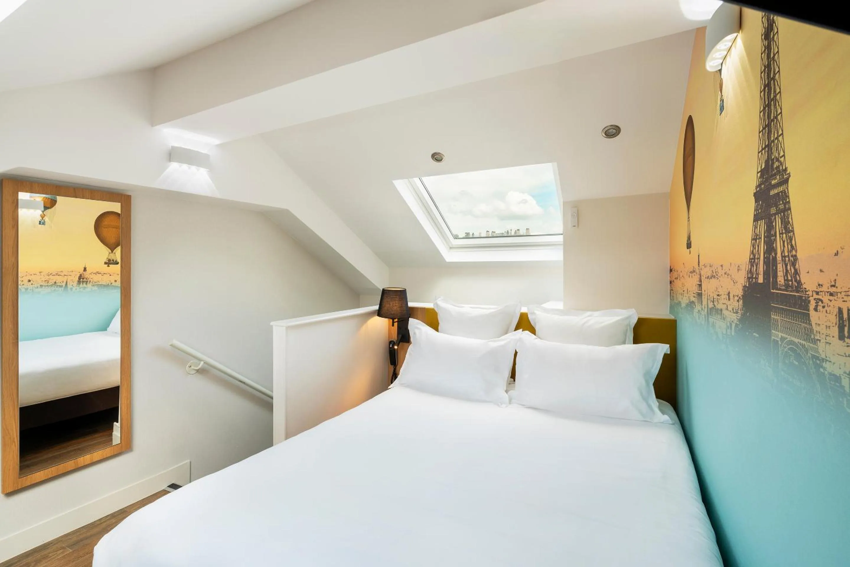 Bed in Hotel Apolonia Paris Mouffetard, Sure Hotel Collection by Best Western