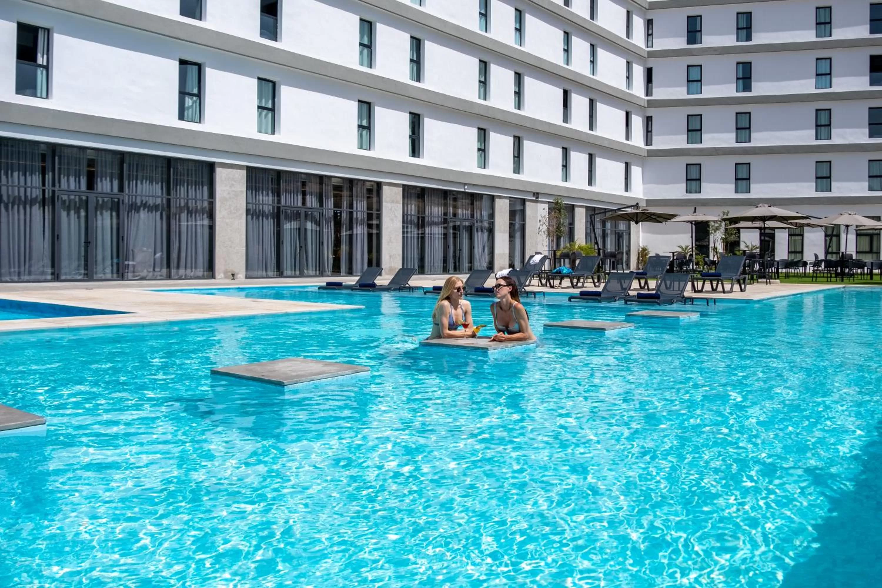 Swimming Pool in Dixil Garden Tanger Malabata