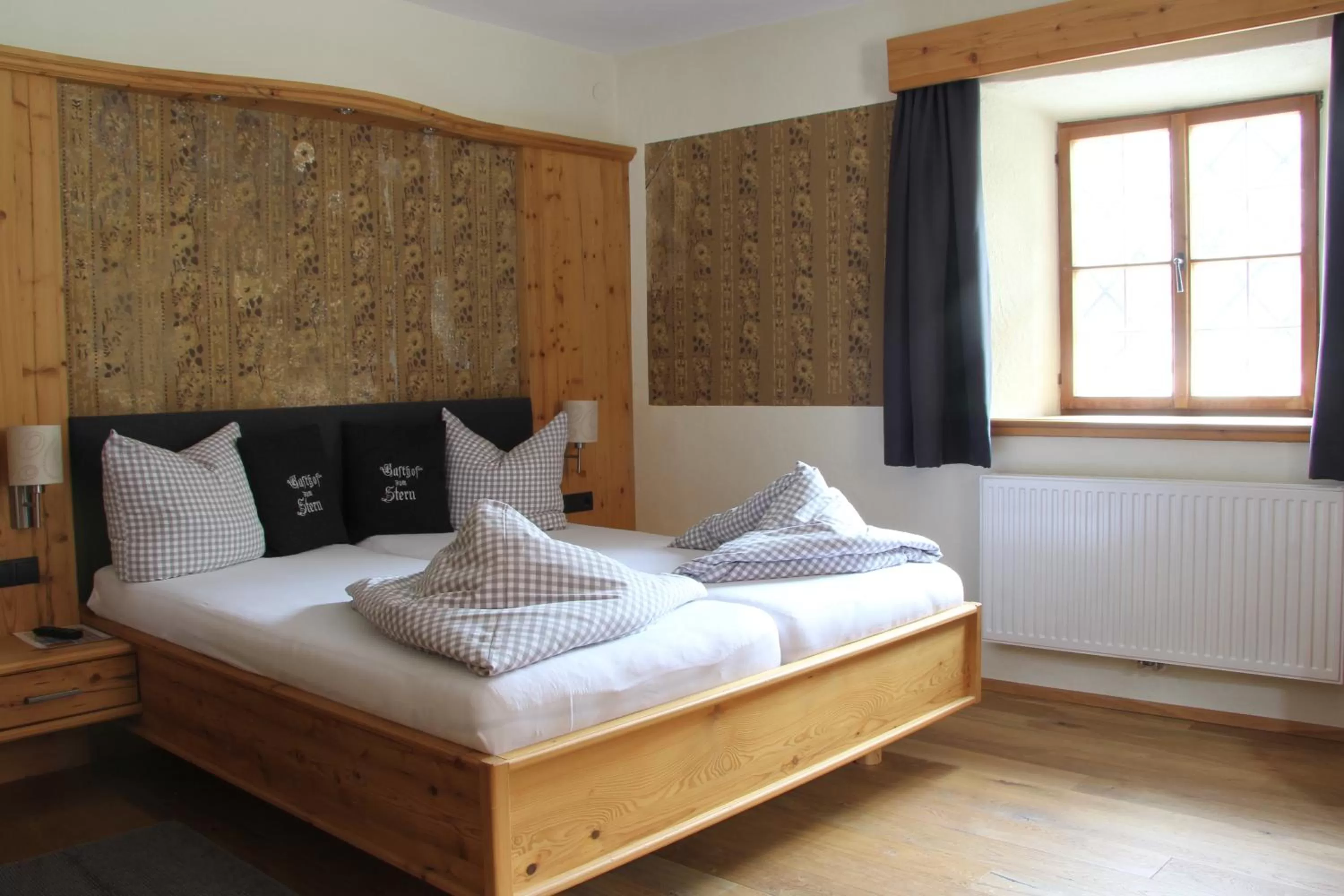 Bedroom, Bed in Gasthof zum Stern