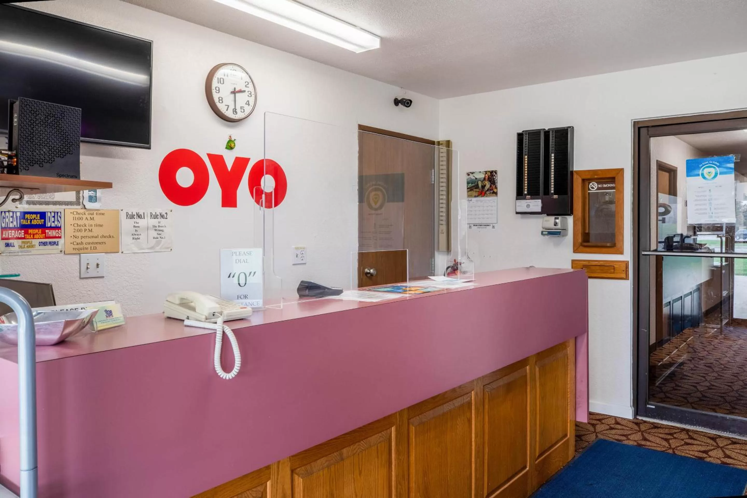 Lobby or reception in OYO Hotel Chesaning Route 52 & Hwy 57