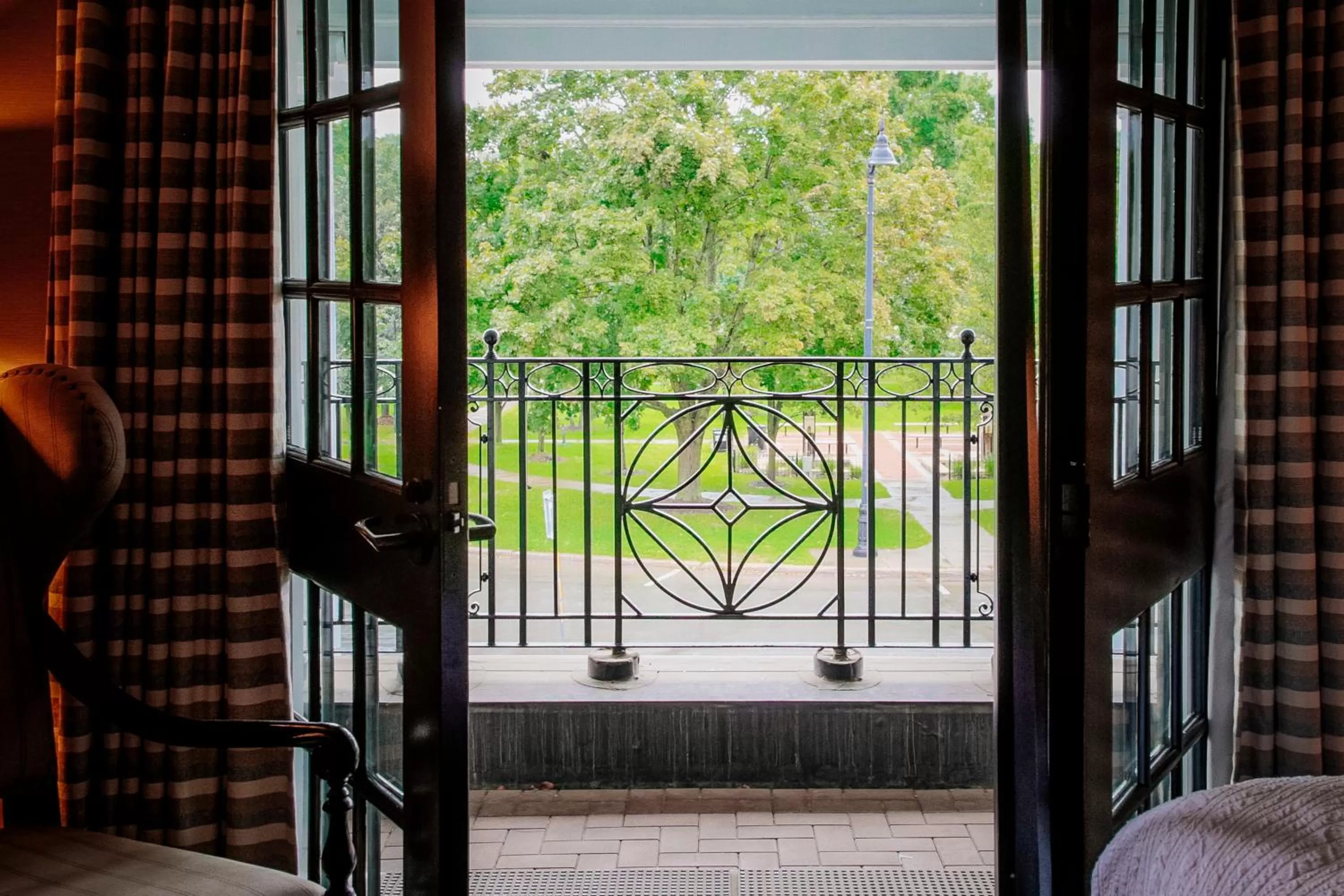 Balcony/Terrace, Bed in Colgate Inn