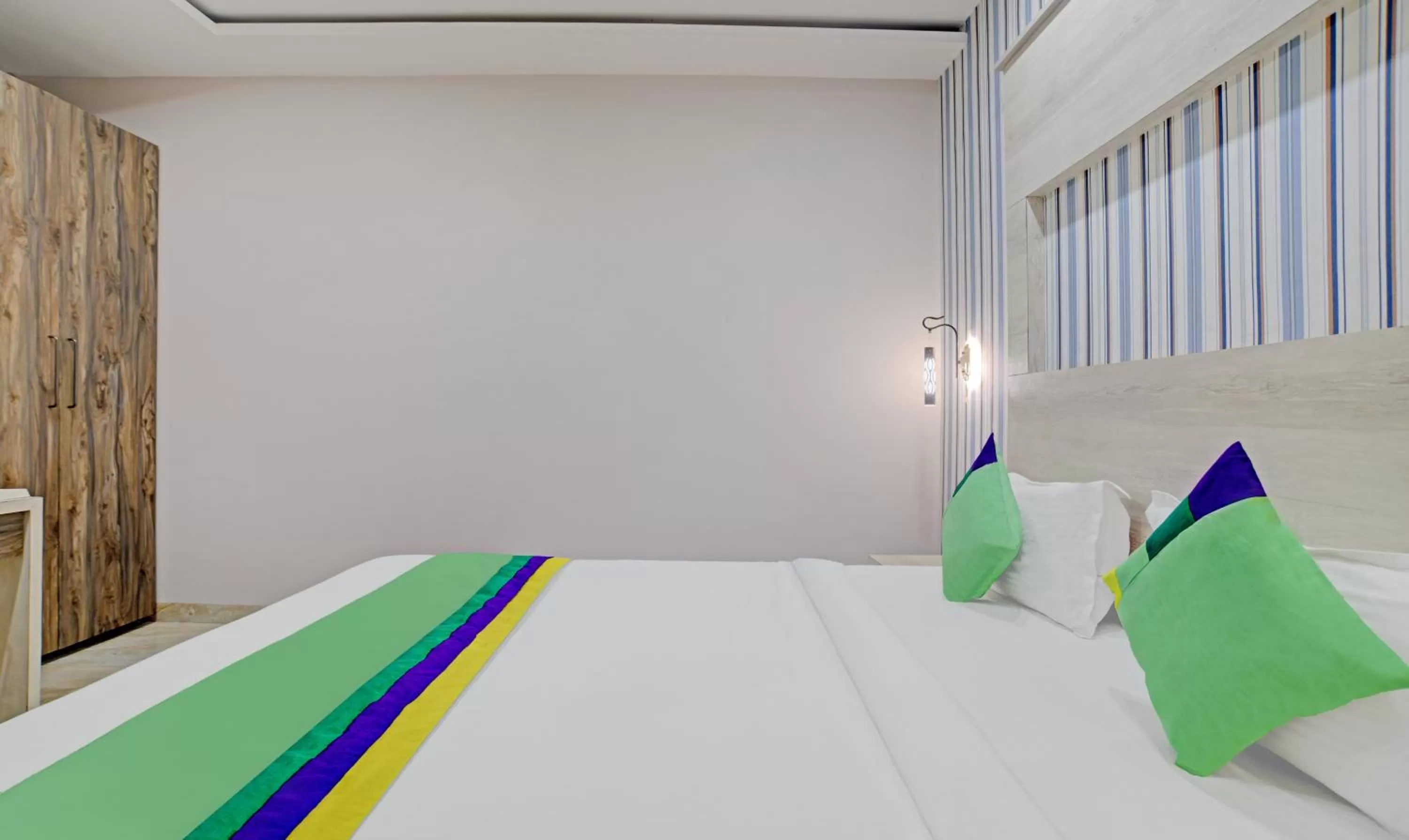 Bed in Treebo Trend Shiv Chhaya Vijay Nagar