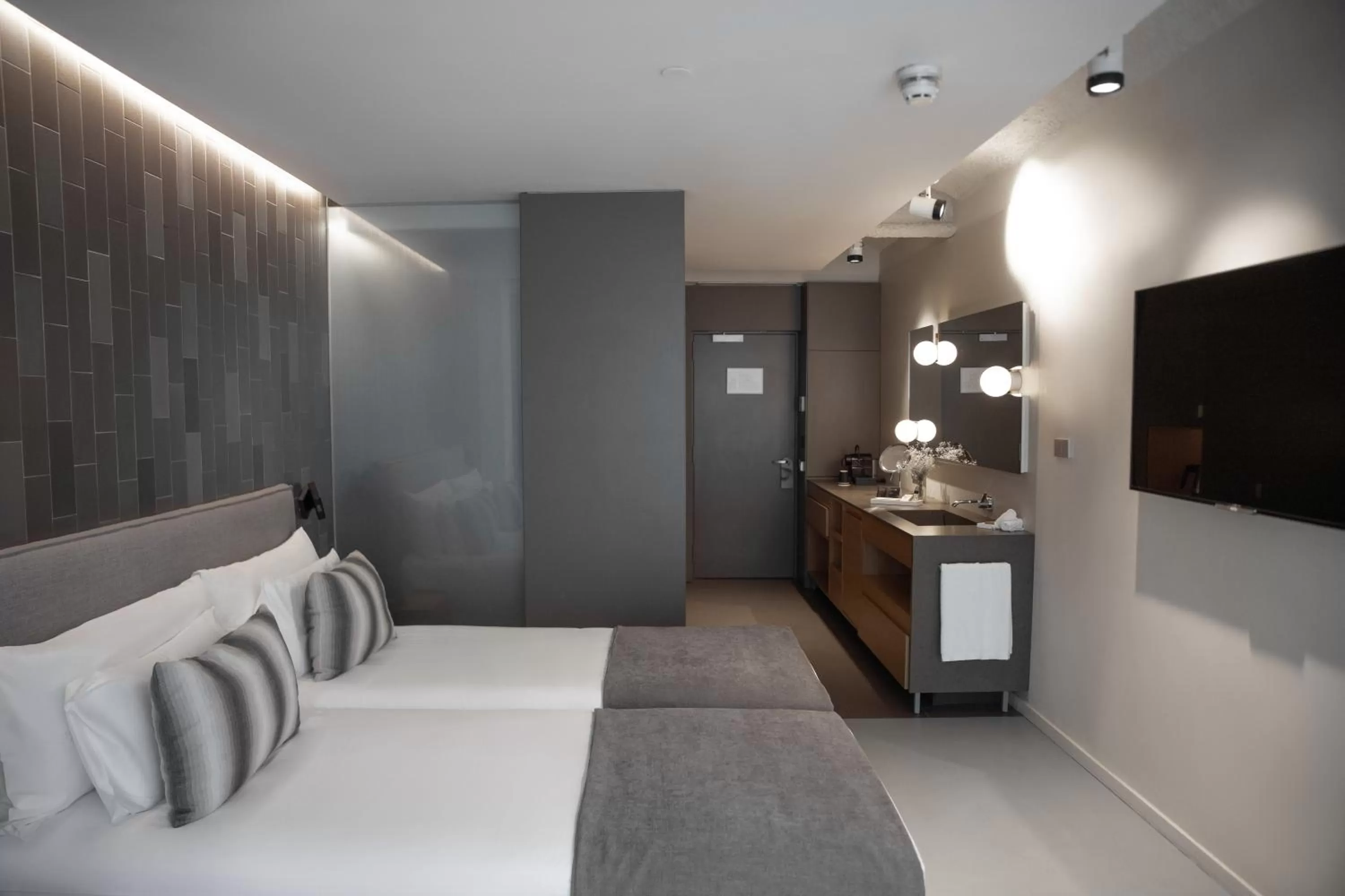 Photo of the whole room, Bed in Ohla Eixample