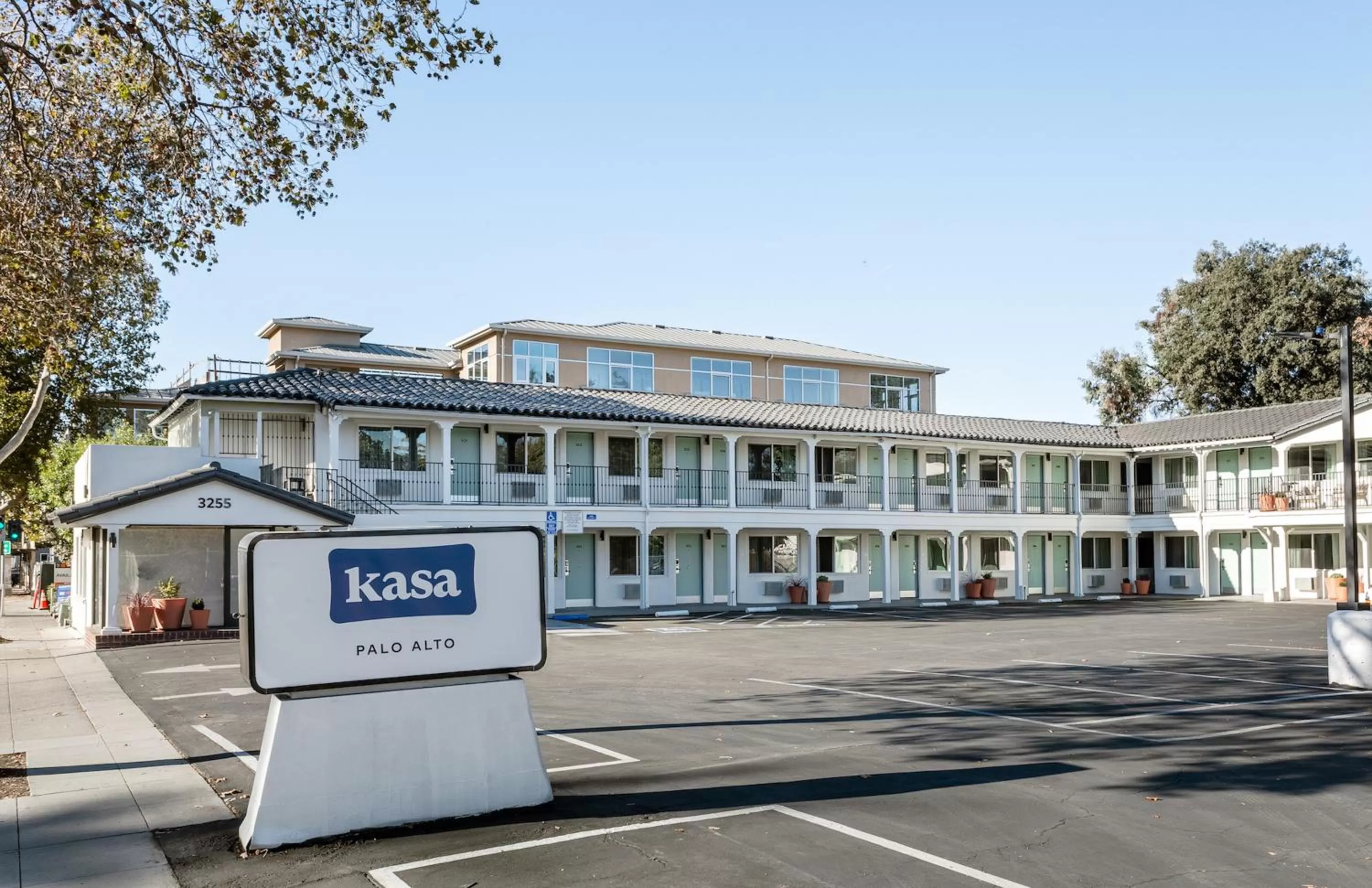 Property Building in Kasa Palo Alto