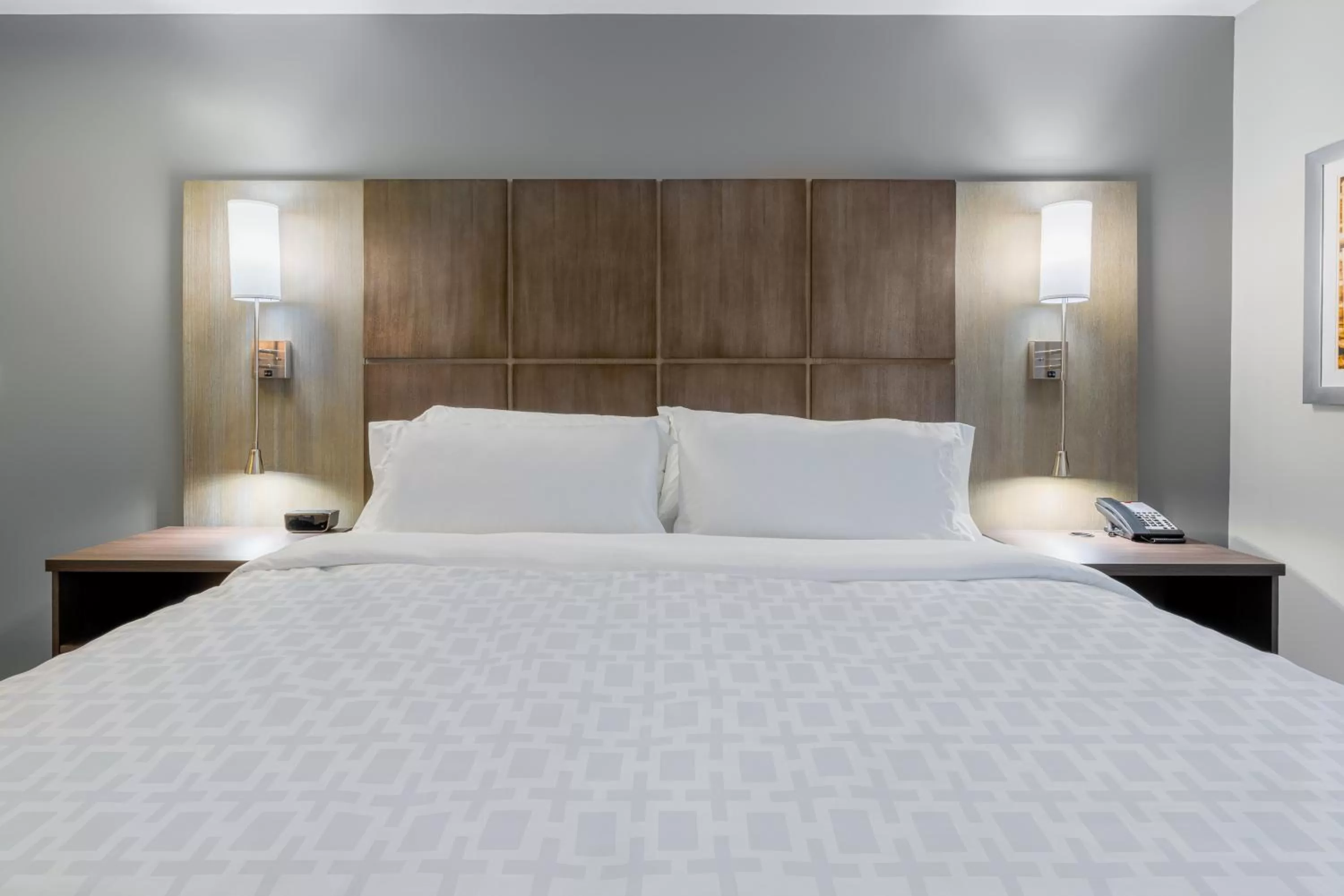 Bed in Candlewood Suites Cookeville by IHG