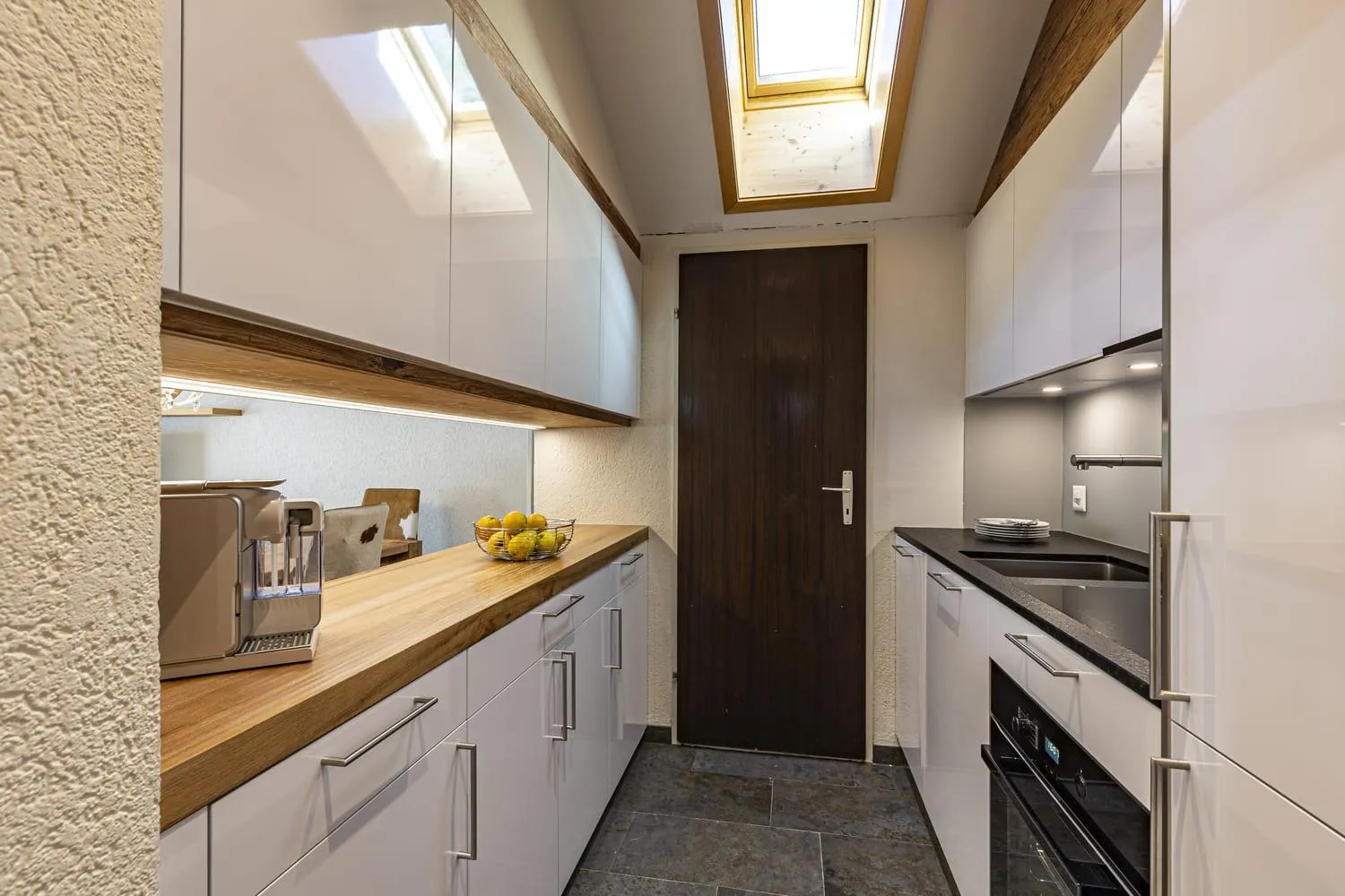 kitchen in Hotel Hemizeus & Iremia Spa