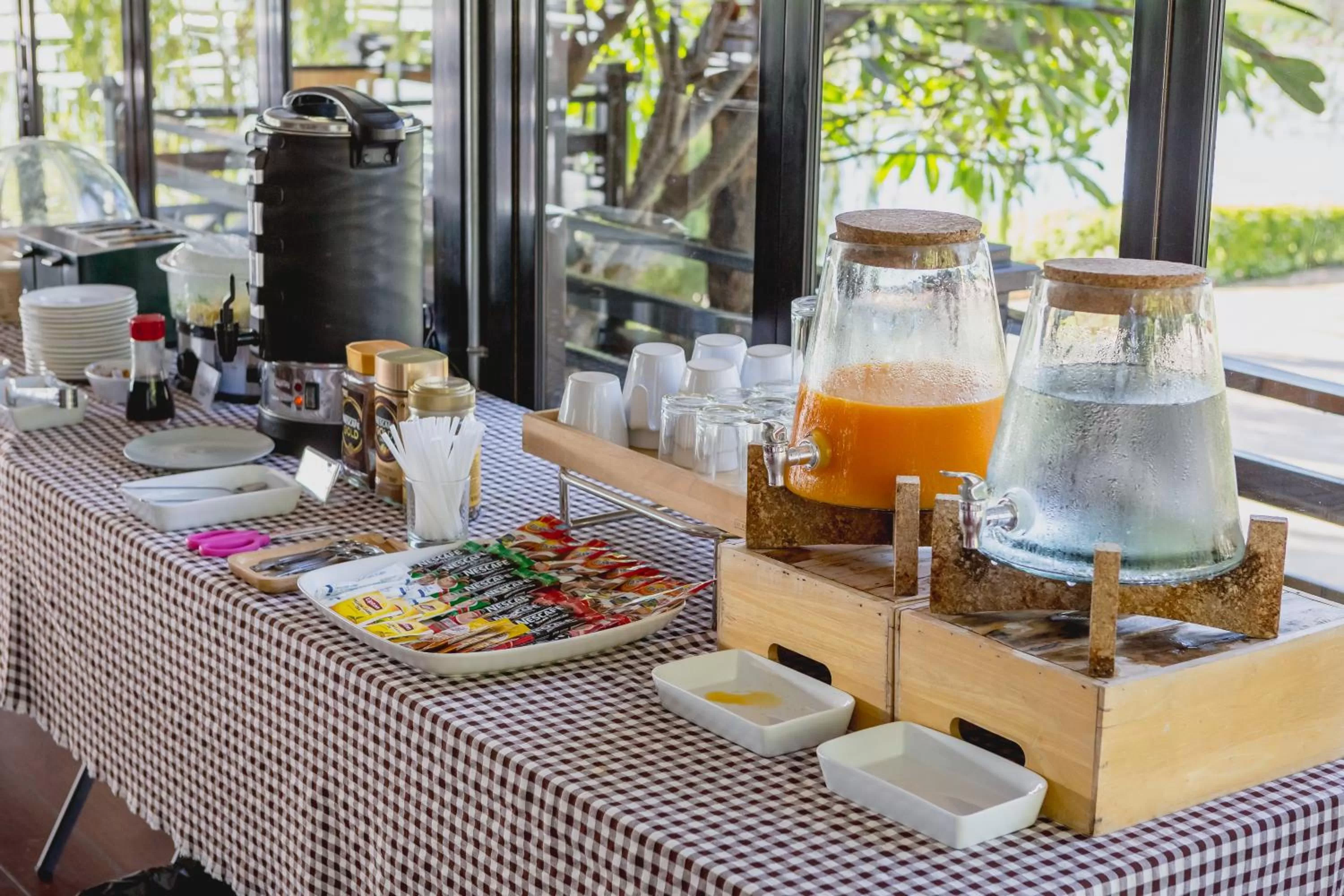 Breakfast in Sakarin Valley Resort