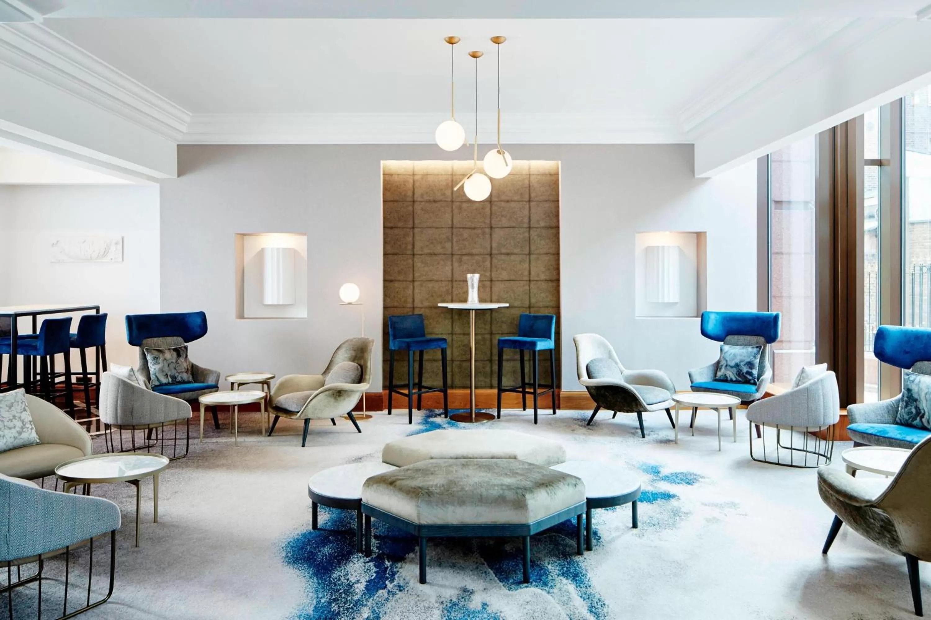 Lobby or reception in London Marriott Hotel Marble Arch