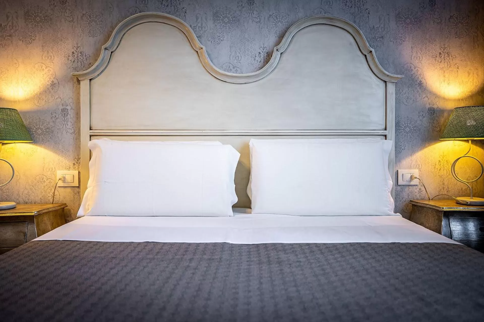 Decorative detail, Bed in La Torre del Cestello - Residenza d'epoca